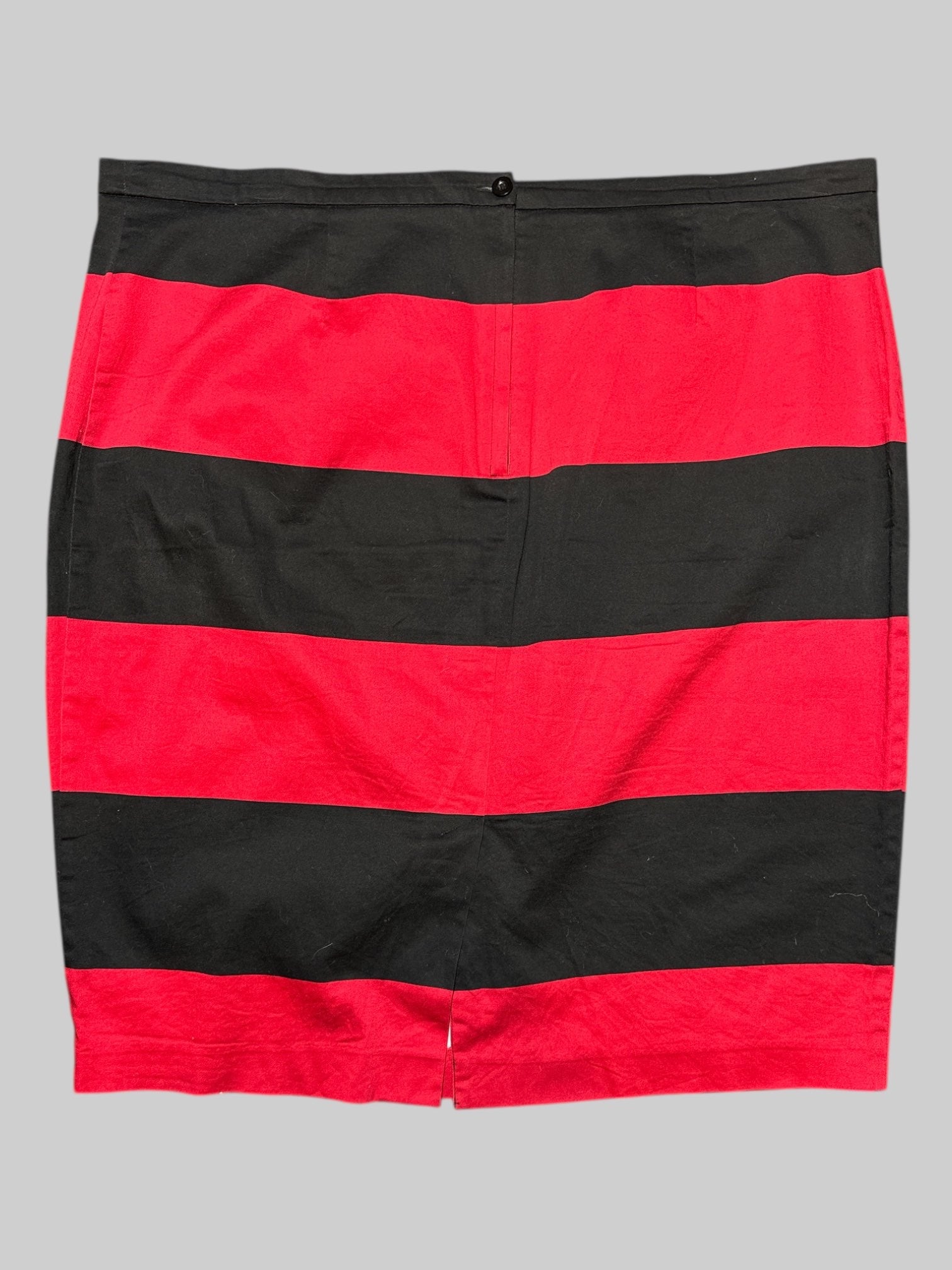 2X Michel Studio red and black striped skirt with zipper and button on back