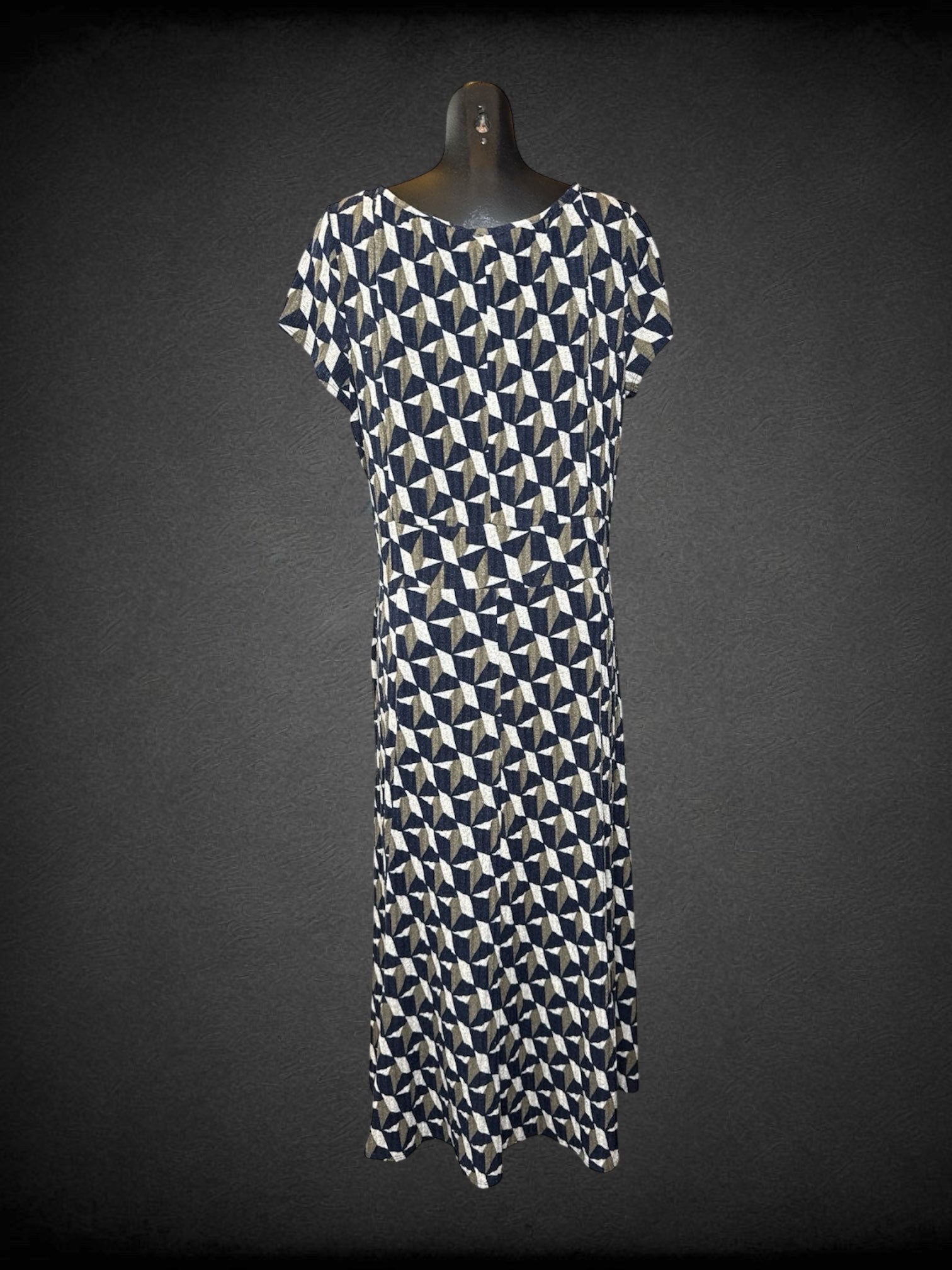 0X Perceptions blue, tan, and brown geometric pattern ribbed knit maxi dress with attached belt