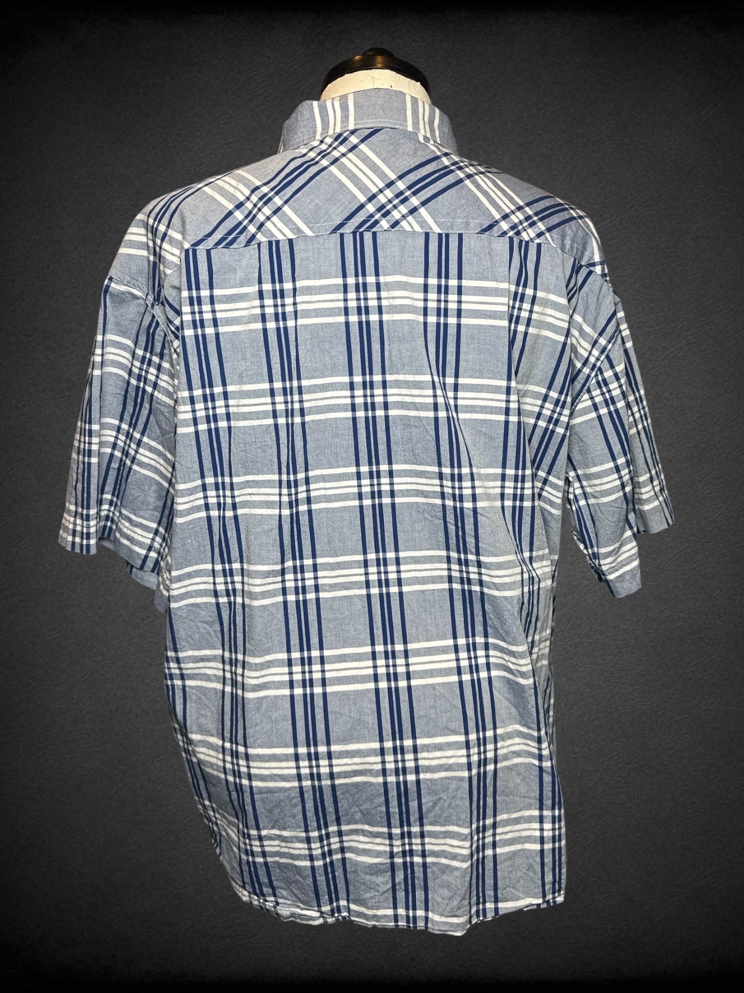 4X Authentic Classic Ecko Unltd Division East All City light blue, dark blue, and white plaid button up with snap buttons