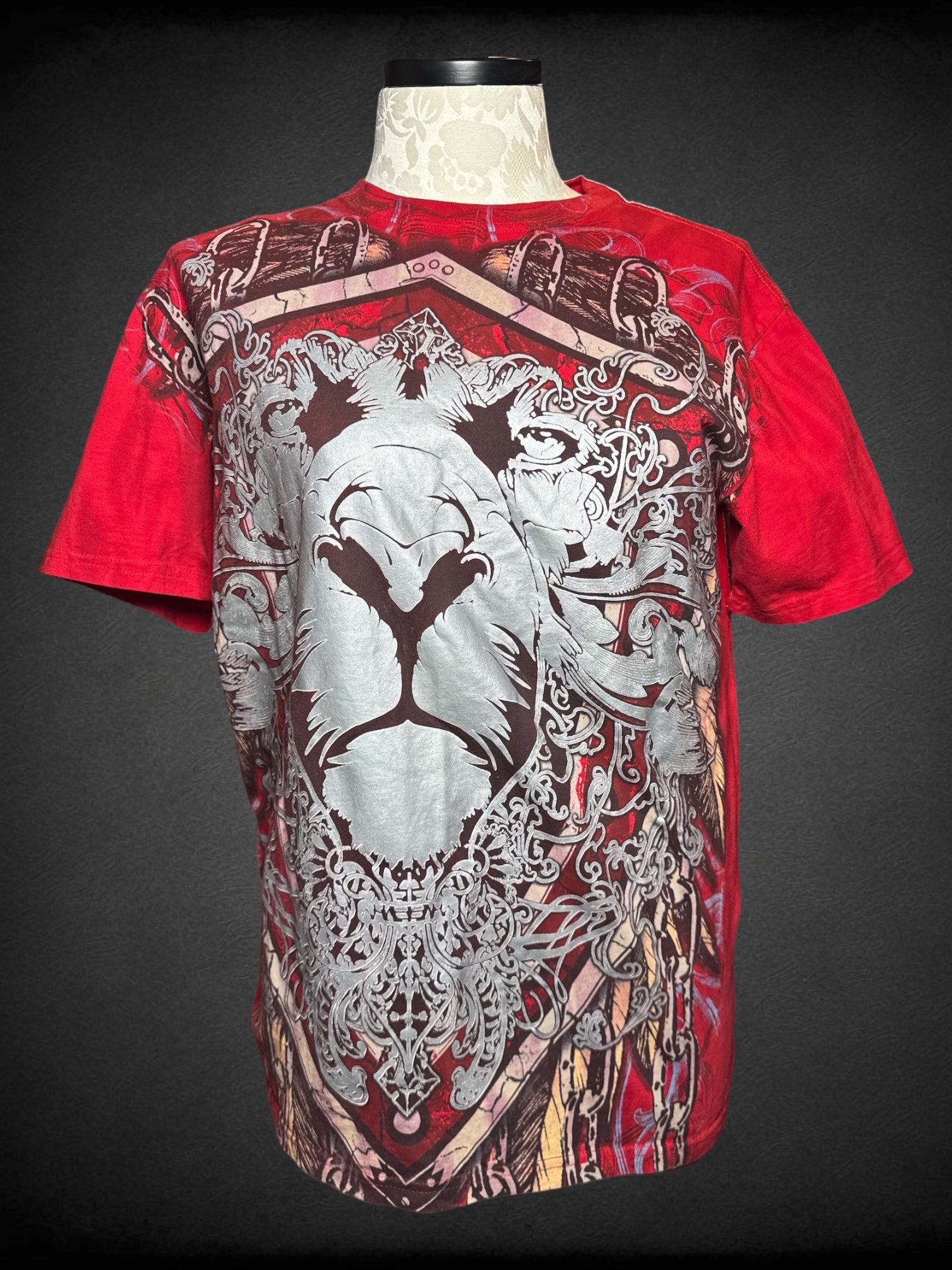 0X Hands vintage red tee shirt with cool silver lion graphic