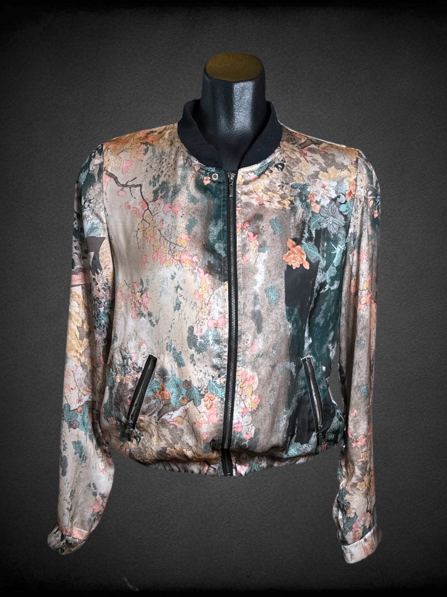 M SINGKBEE silky cherry blossom jacket with front zipper, zip pockets, and elastic hem