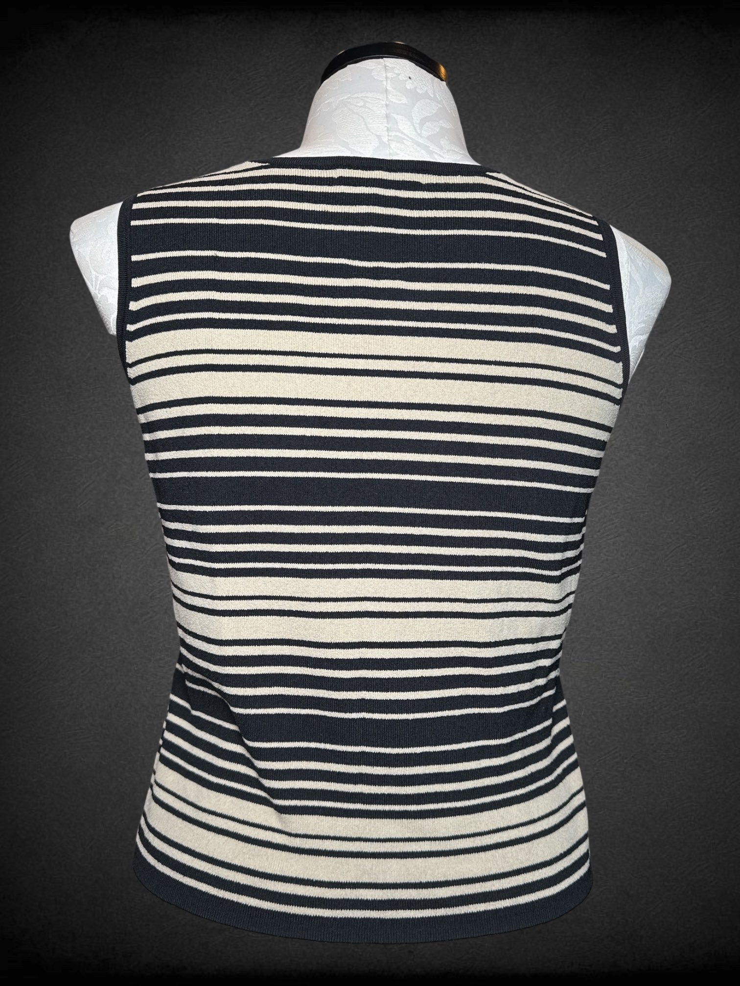 2X Mercer & Madison black and tan knit striped sleeveless top