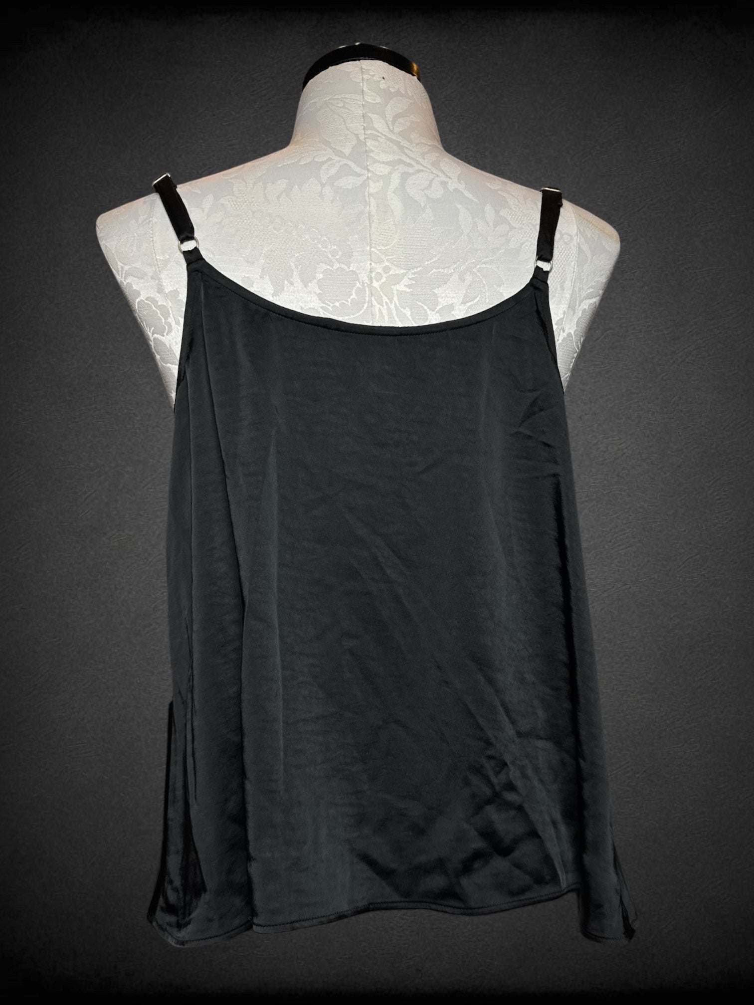 0X AVA & VIV NWT black sleeveless draping blouse