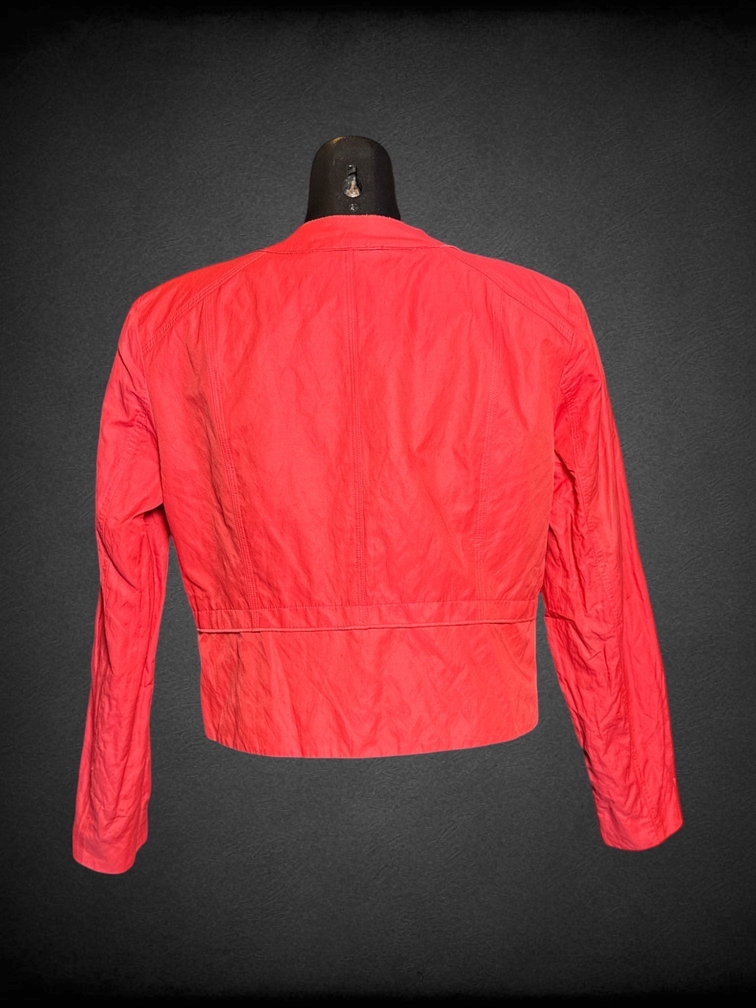 L Tahari bright pink zip up jacket with shoulder pads, and chest pockets