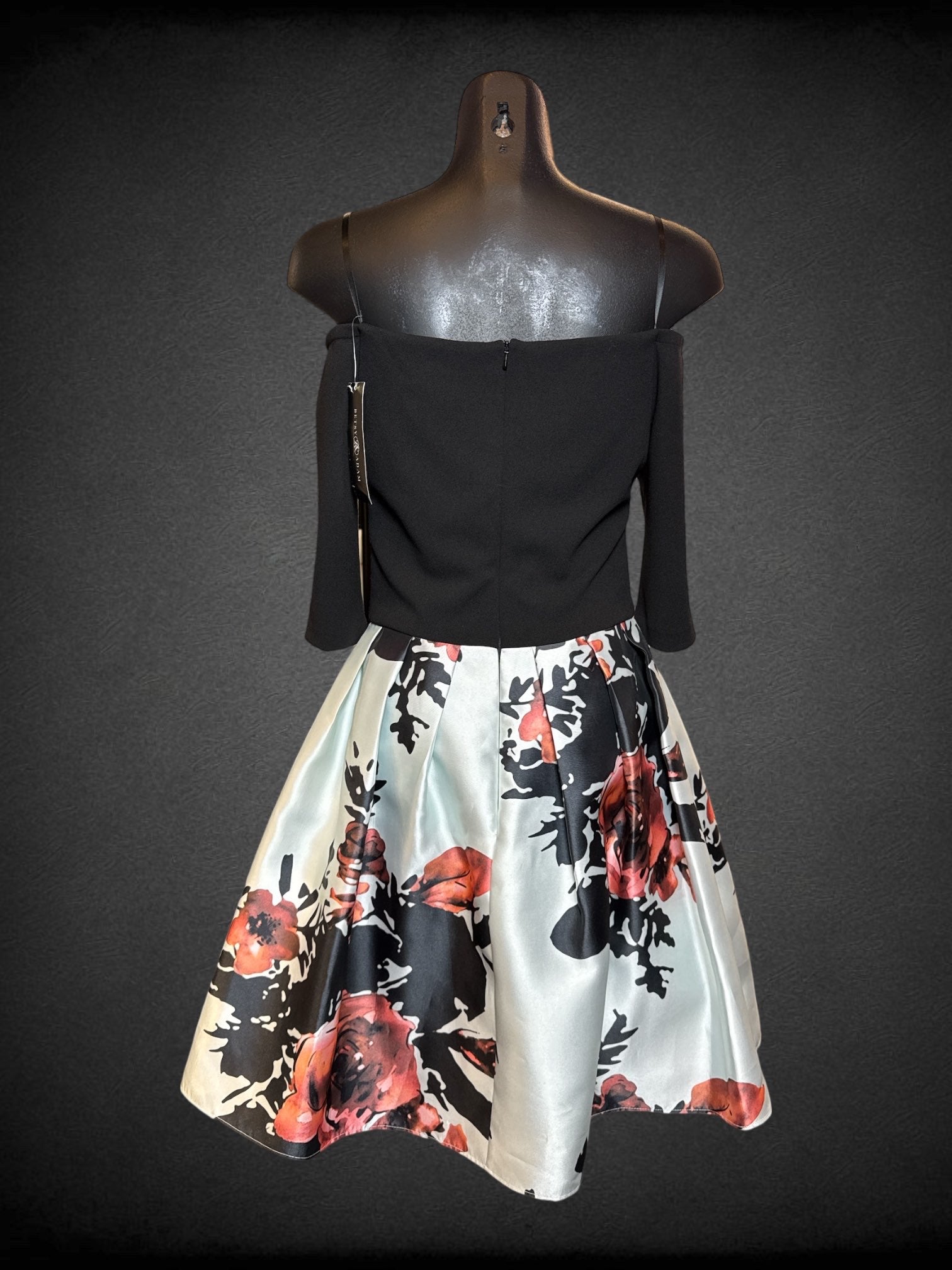 S NWT Betsy Adam black and white floral dress with flowy bottom, and zipper on back