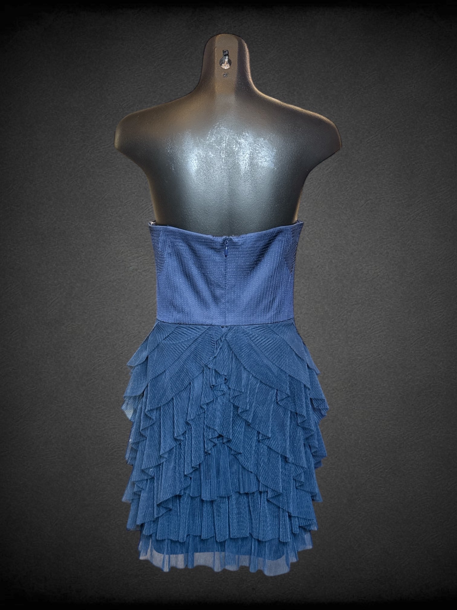 S BCBG MAXAZRIA navy blue strapless dress with boning, and zipper on back