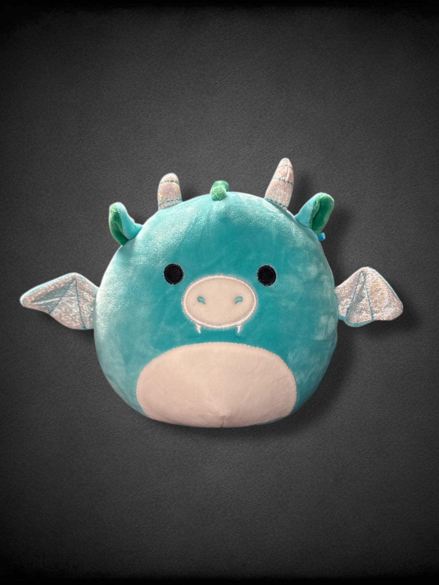 7.5” Avrill the Long Horned Dragon Squishmallow