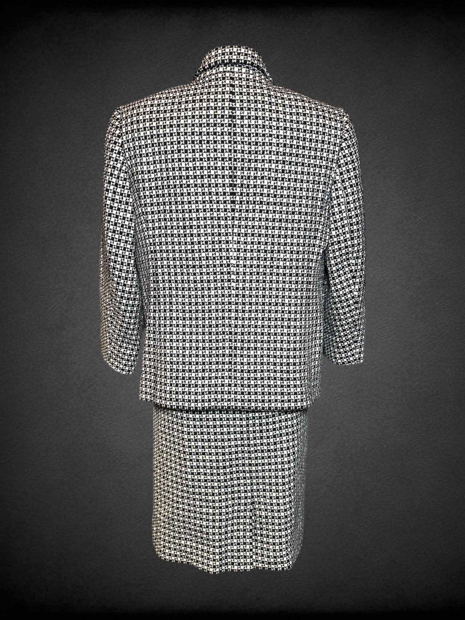 L Talbots vintage two piece black and white checkered jacket and skirt set with square buttons, and zipper/button on back of skirt