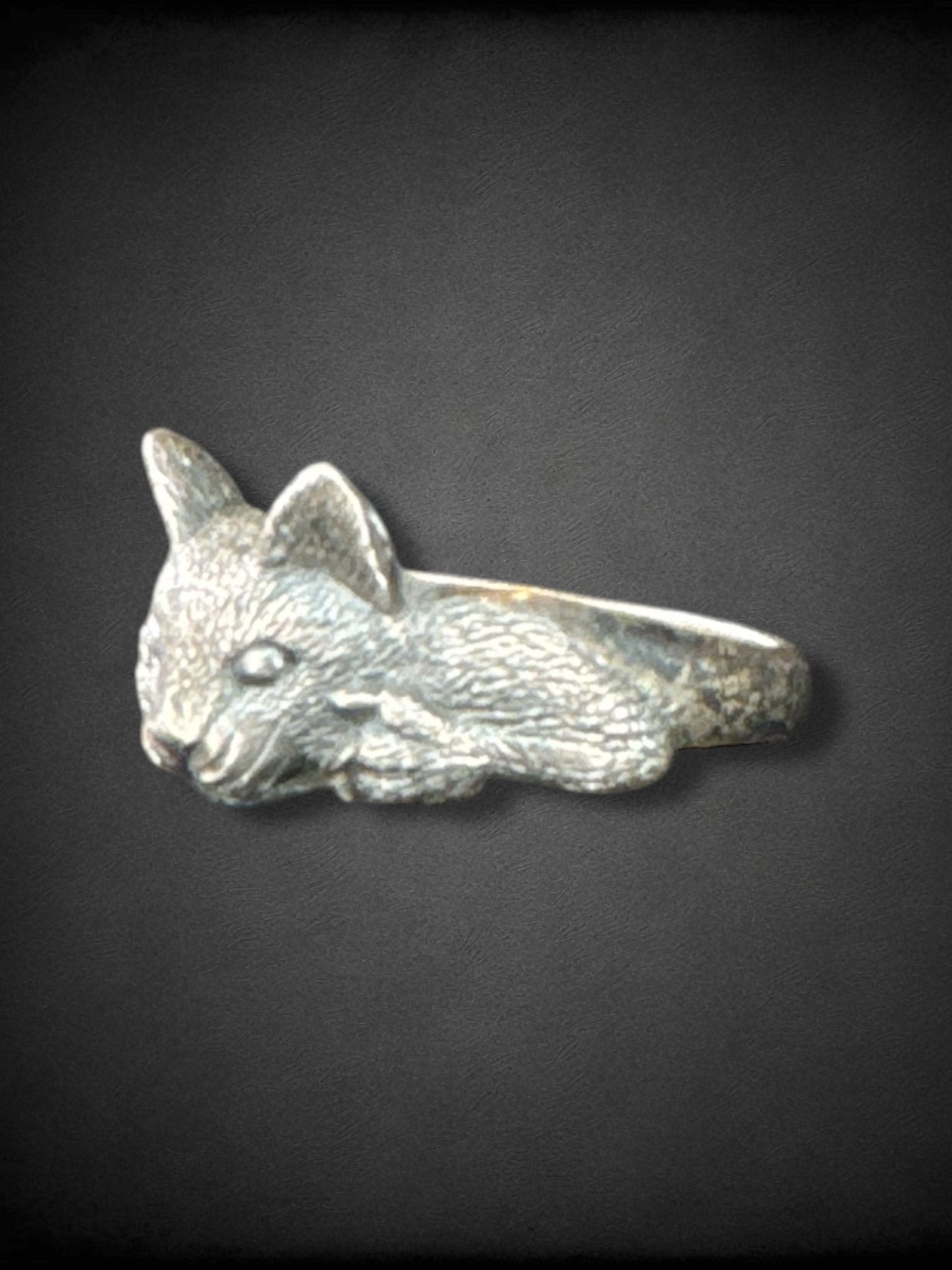 Size 13 silver tone bat ring