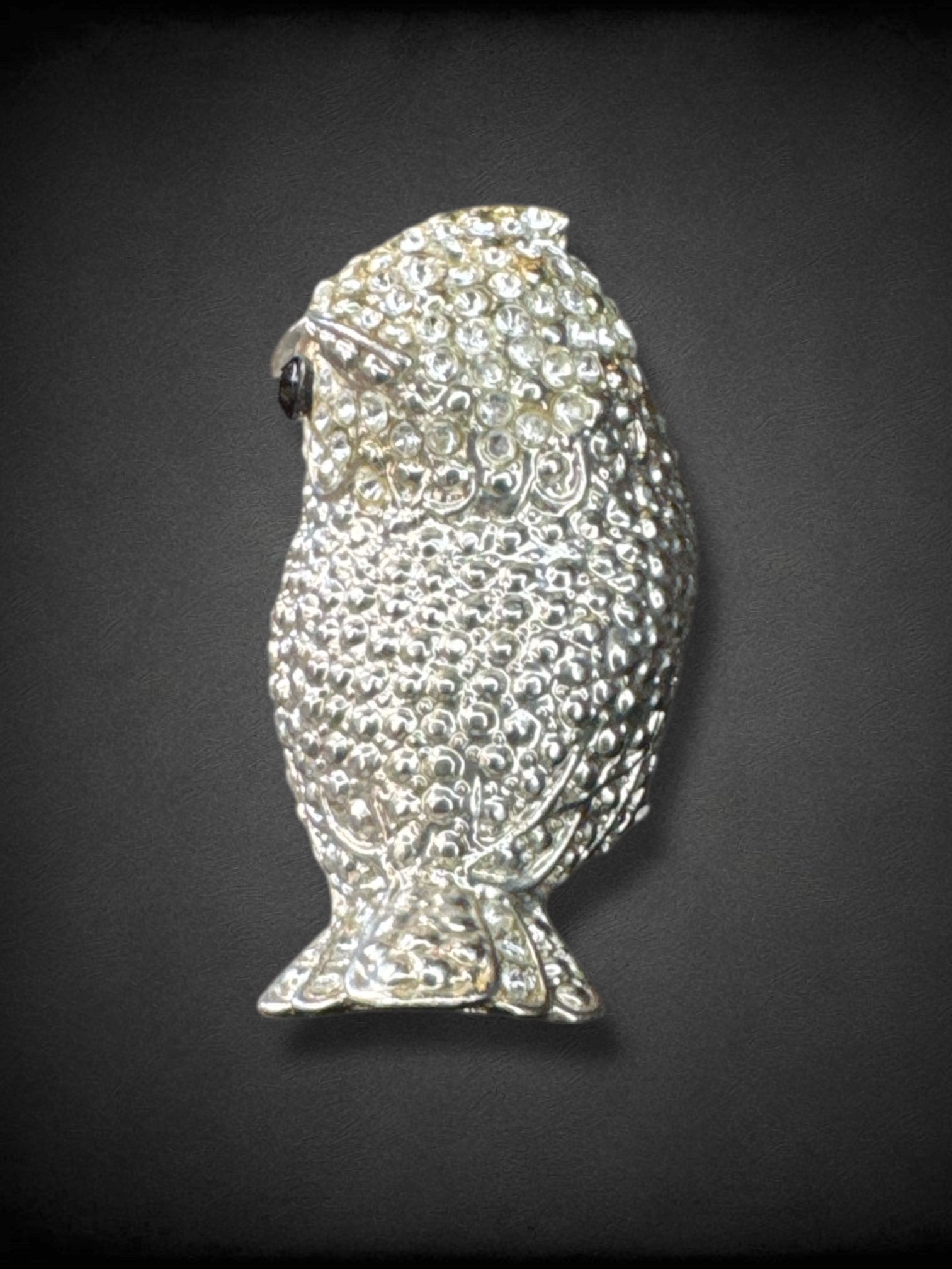 Size 11.5 silver tone rhinestone owl statement ring