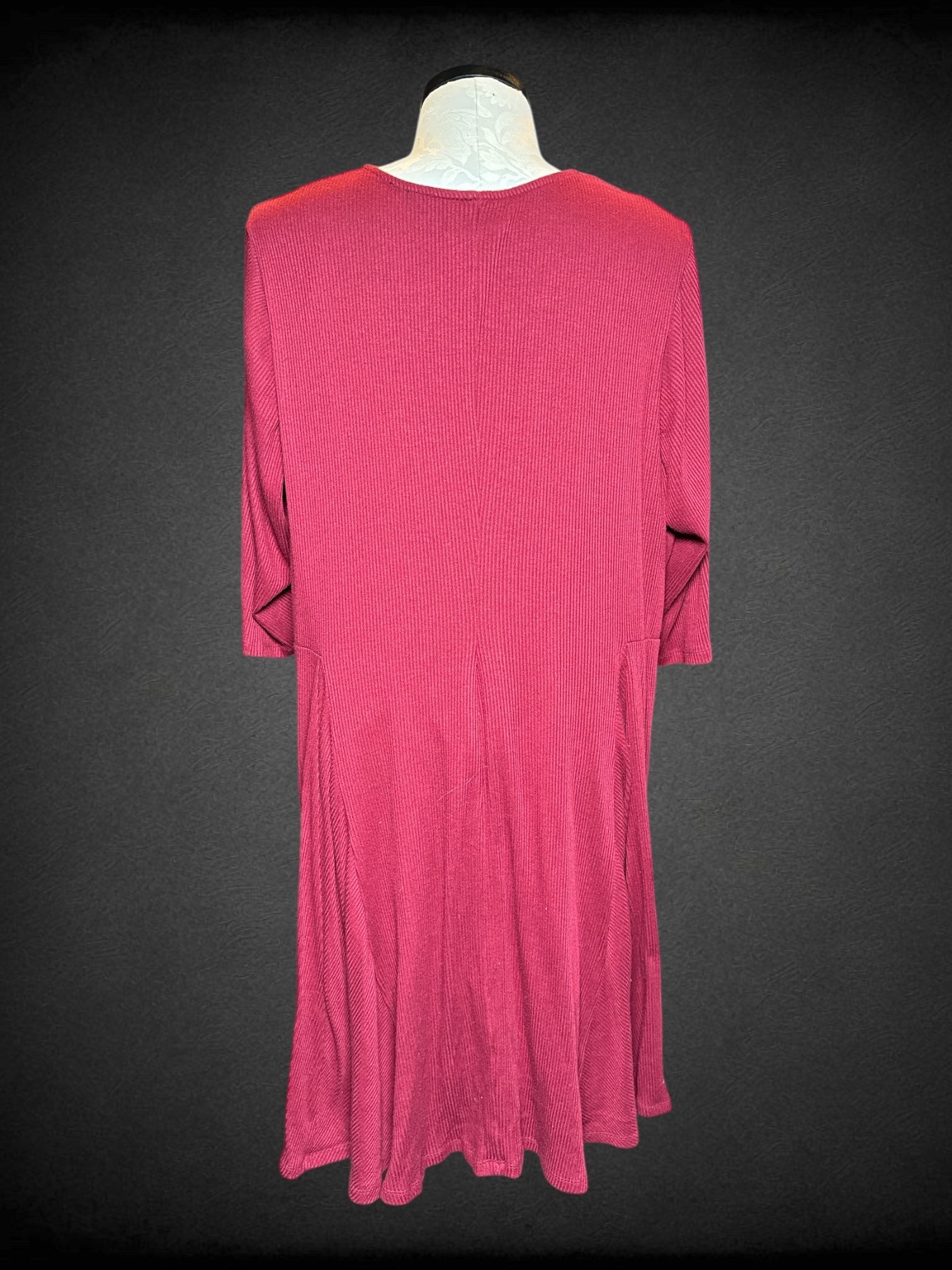5X Catherine’s maroon half sleeve dress with ribbing