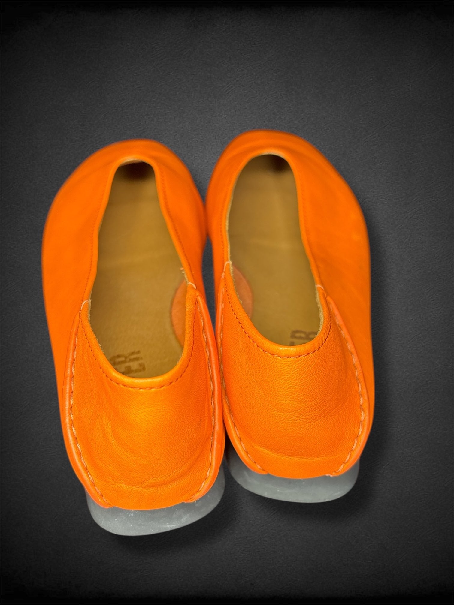 size 8 (women’s)Camper Orange Leather Ballerina Flats