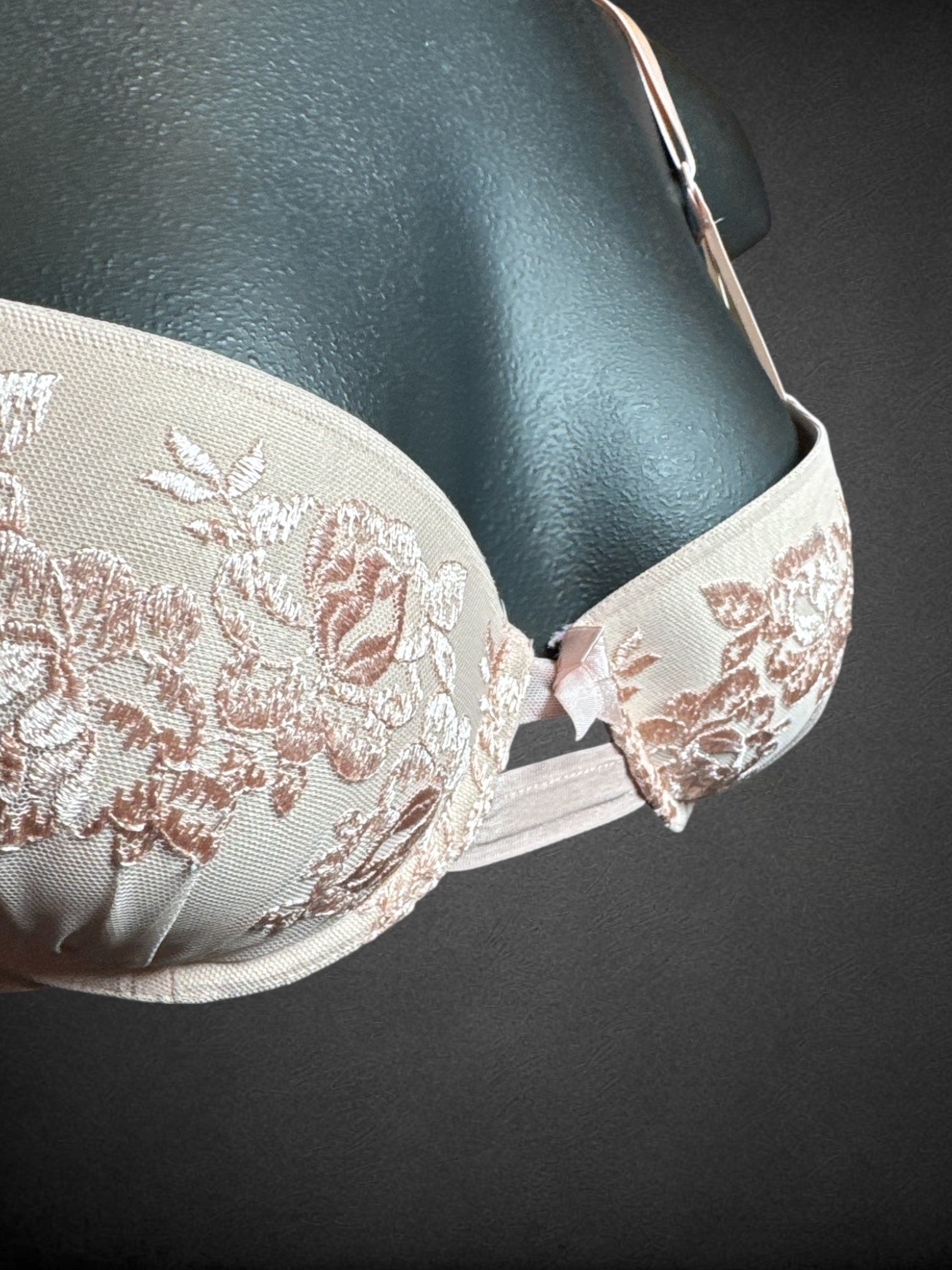 M Smart Sexy light pink bra with lace