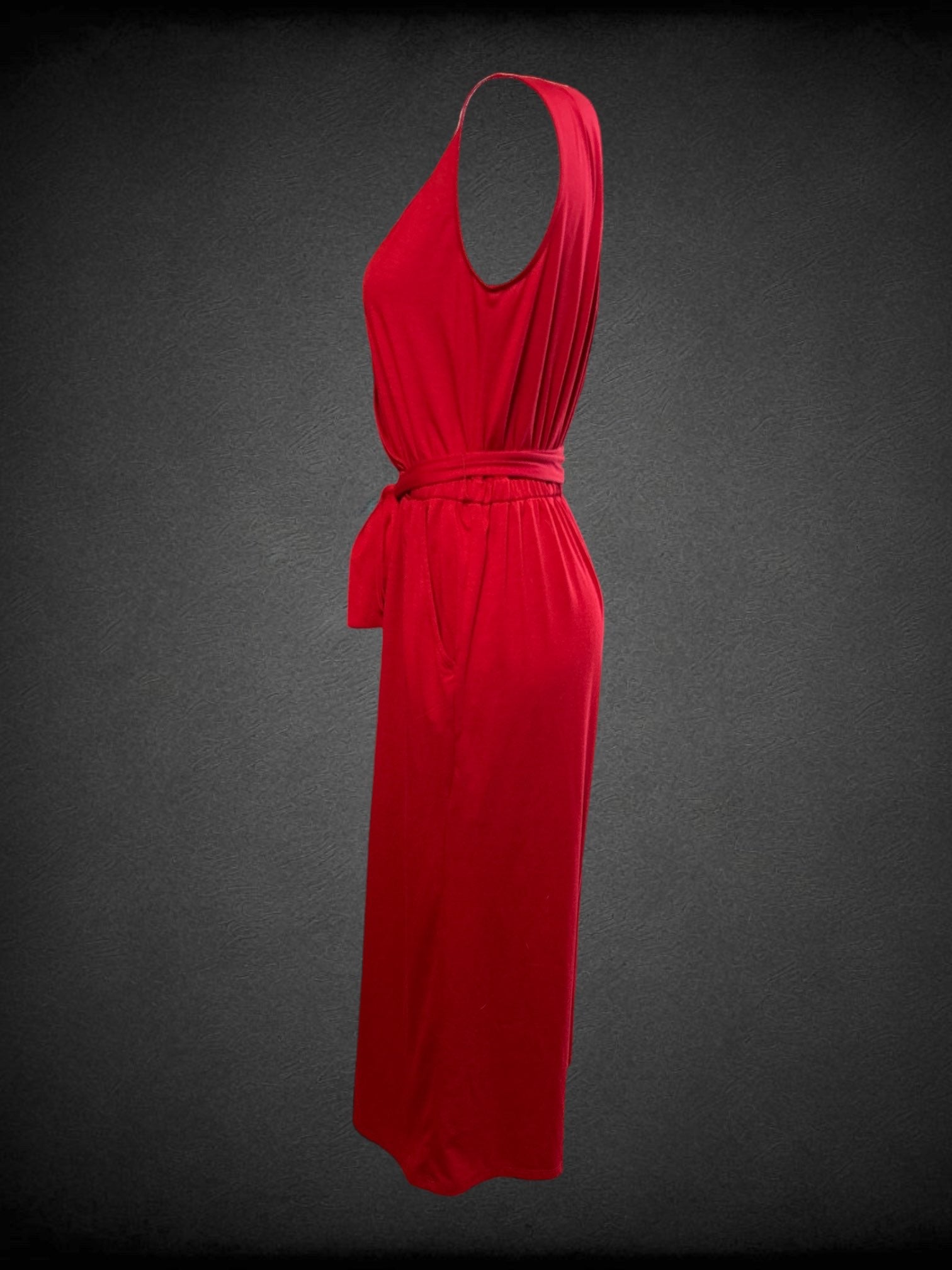 L Time and Tru Red sleeveless gathered stretch waist jumpsuit with belt