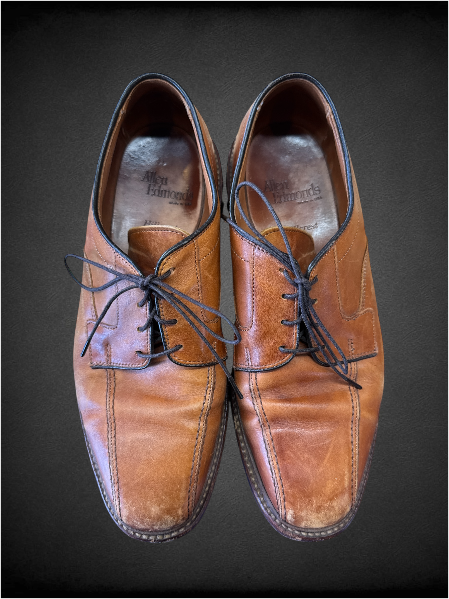 Size 8 Allen Edmonds light brown leather Hillcrest derby shoes