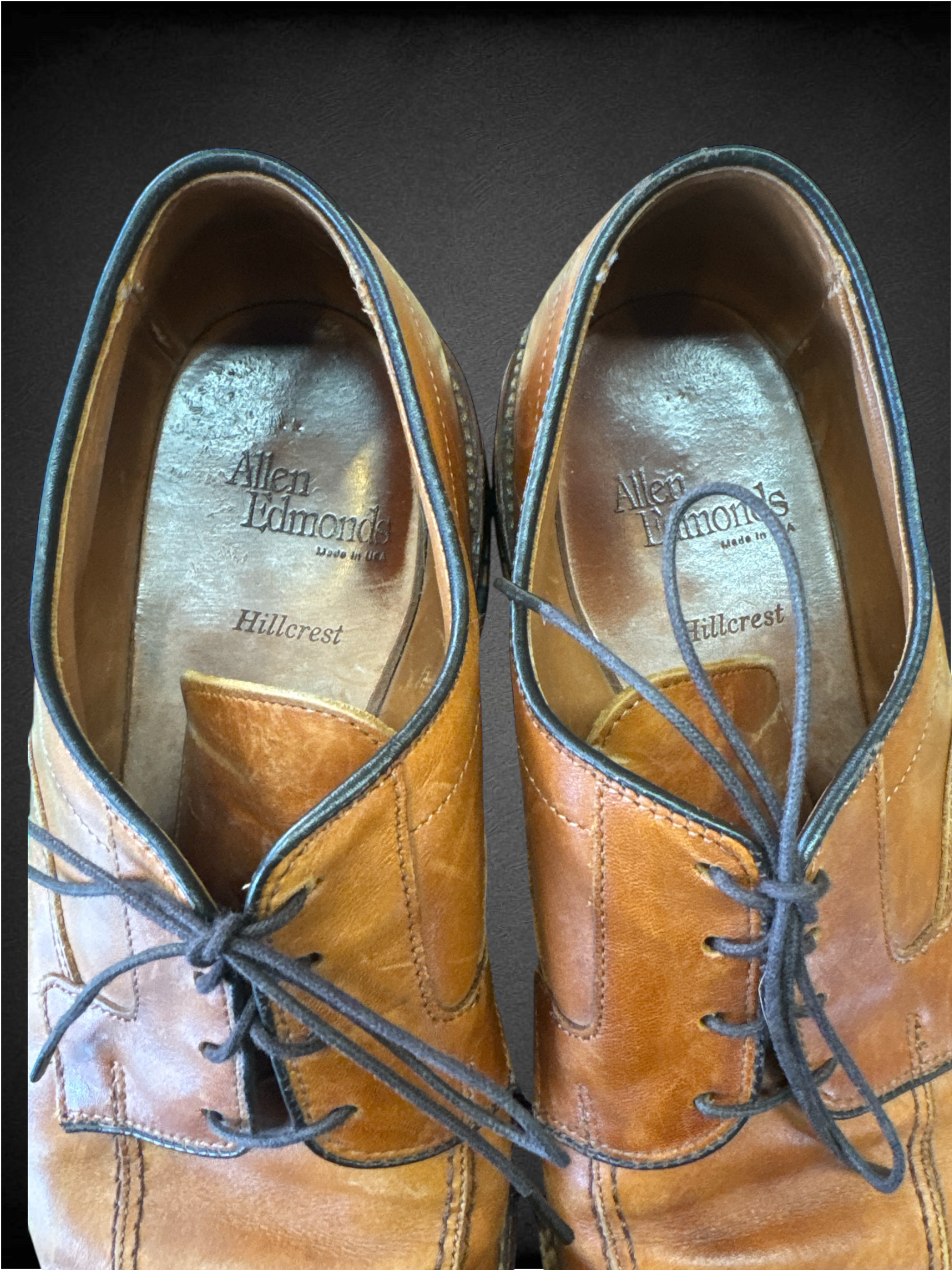 Size 8 Allen Edmonds light brown leather Hillcrest derby shoes