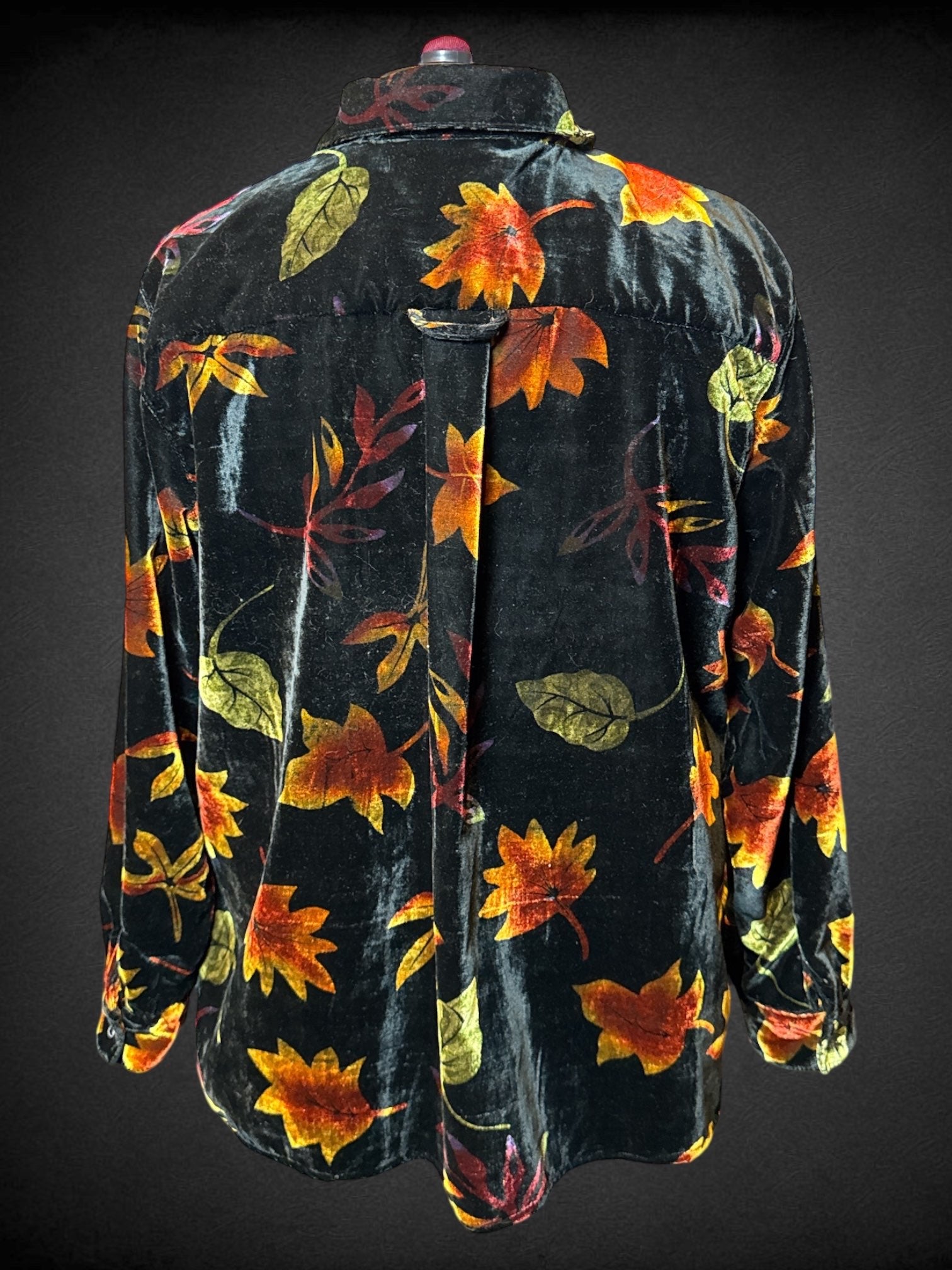 3X White Stag vintage black long sleeve velvet button up with autumnal design, and hanging loop on back