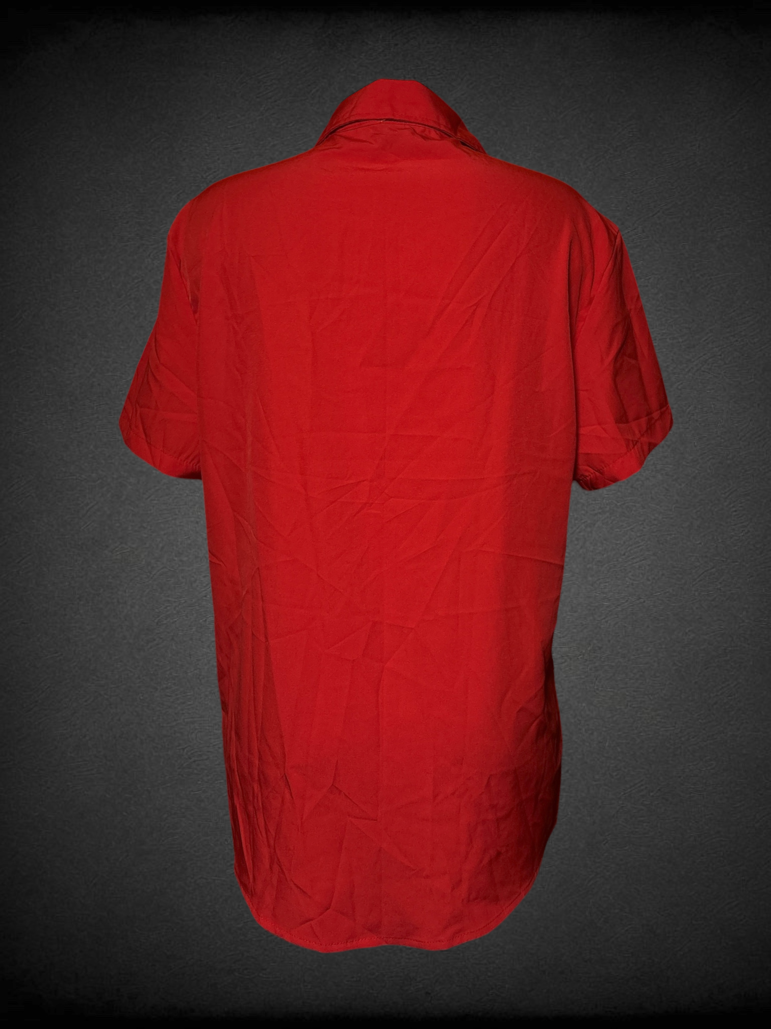 L MANFINITY red short sleeve button up shirt with black tire tread-mark design and  front pocket
