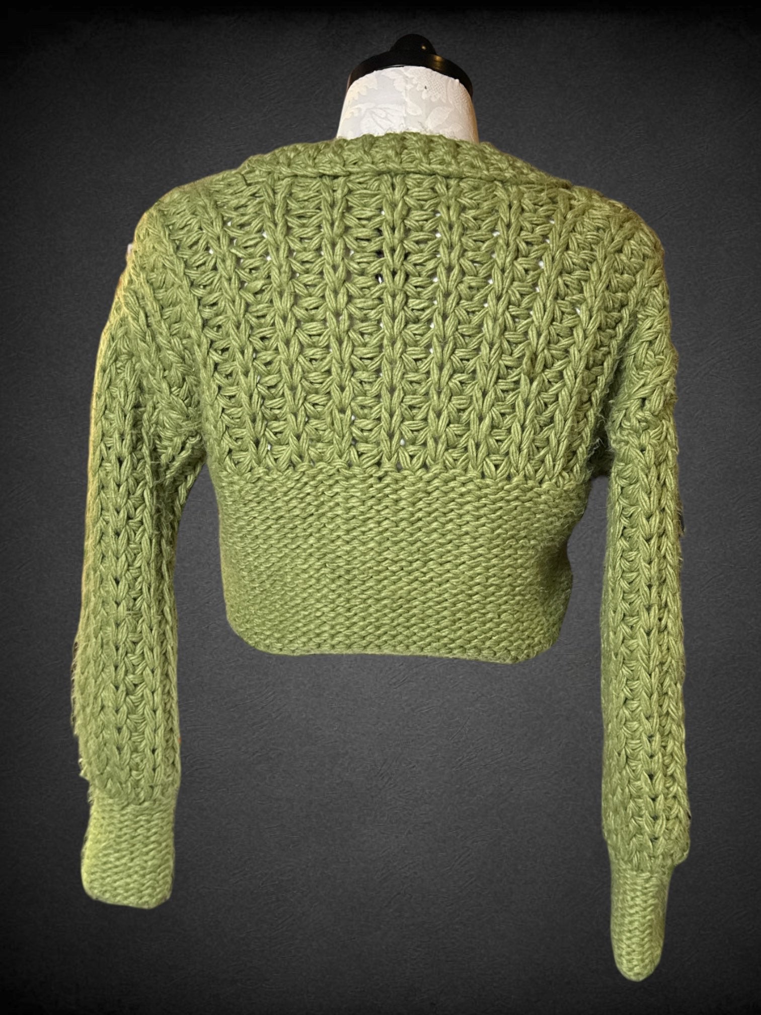 L Hera Collection green big knit copped caridgan with cuffs, and large wooden buttons