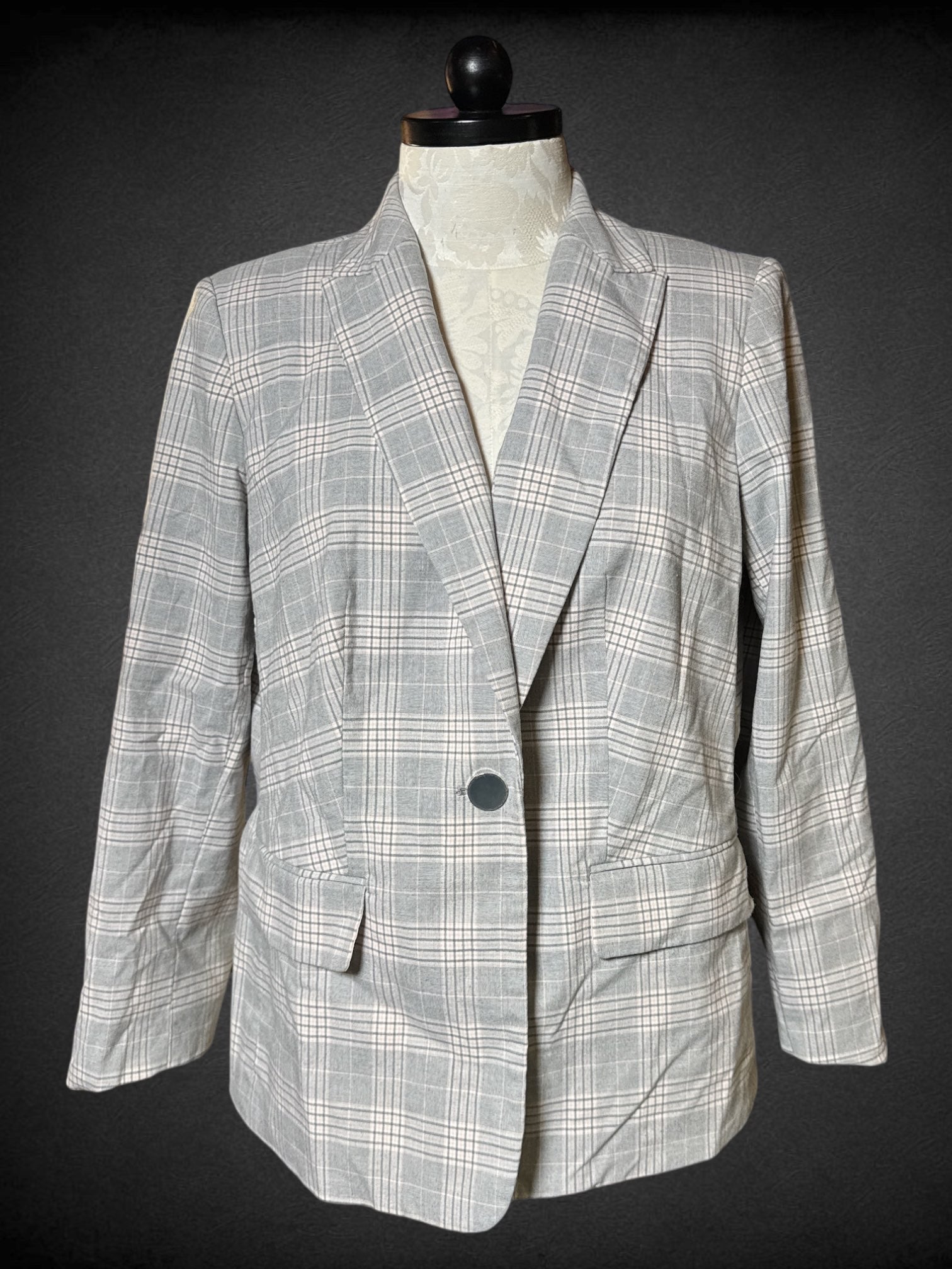 0X Calvin Klein grey and pink plaid blazer with pre-sealed pockets