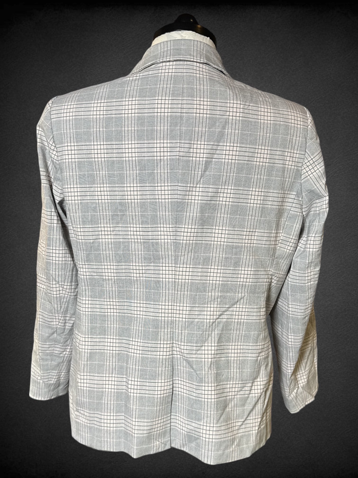 0X Calvin Klein grey and pink plaid blazer with pre-sealed pockets