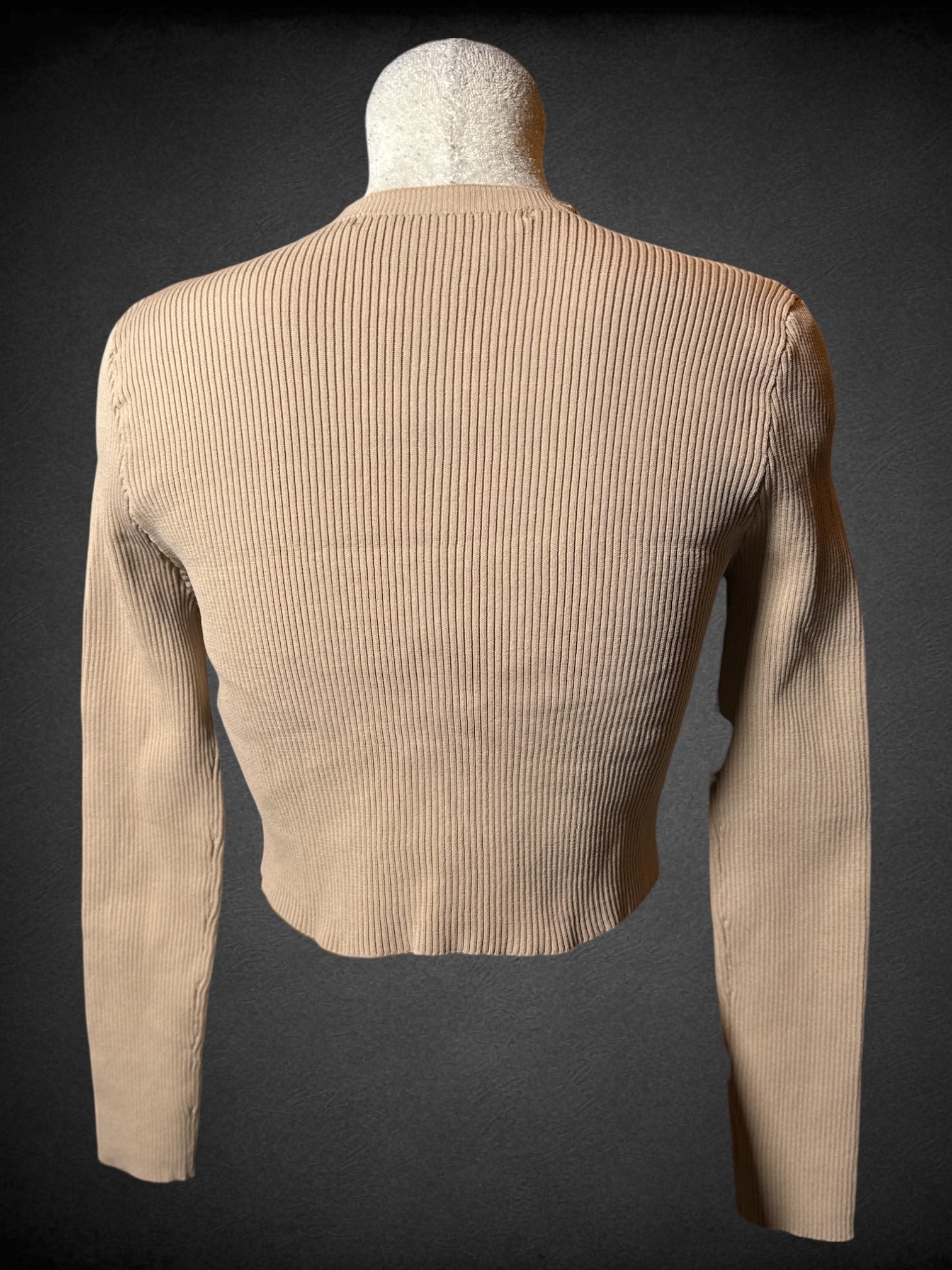XL Roma Concept tan long sleeve cropped cardigan