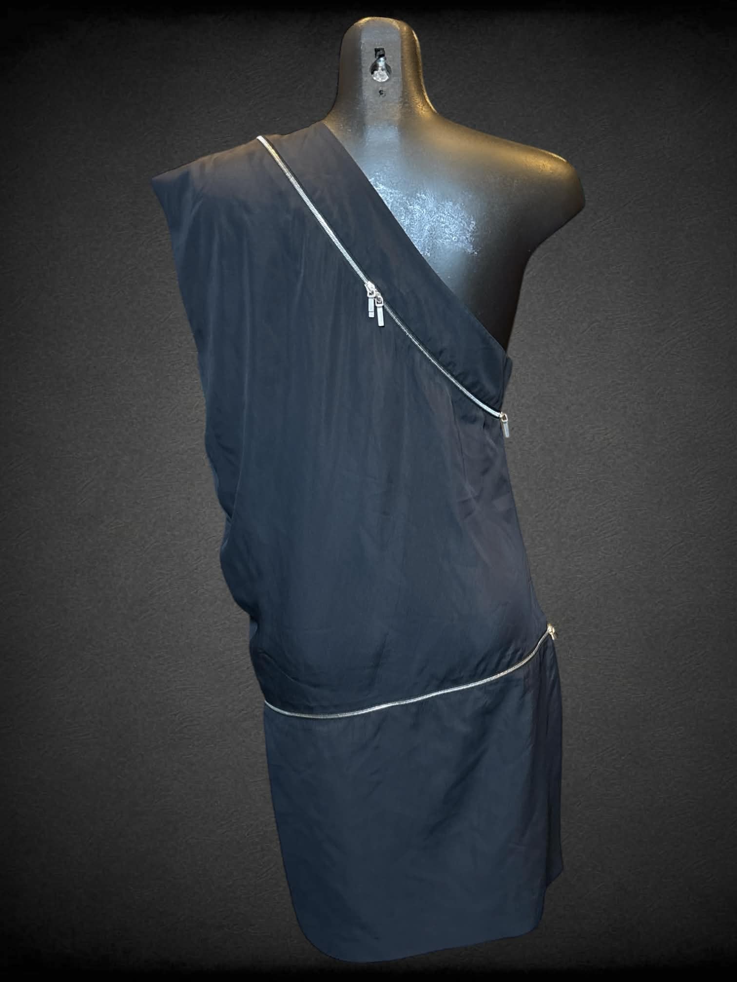 M Jilsander black sleeveless dress with functional zippers, and one shoulder