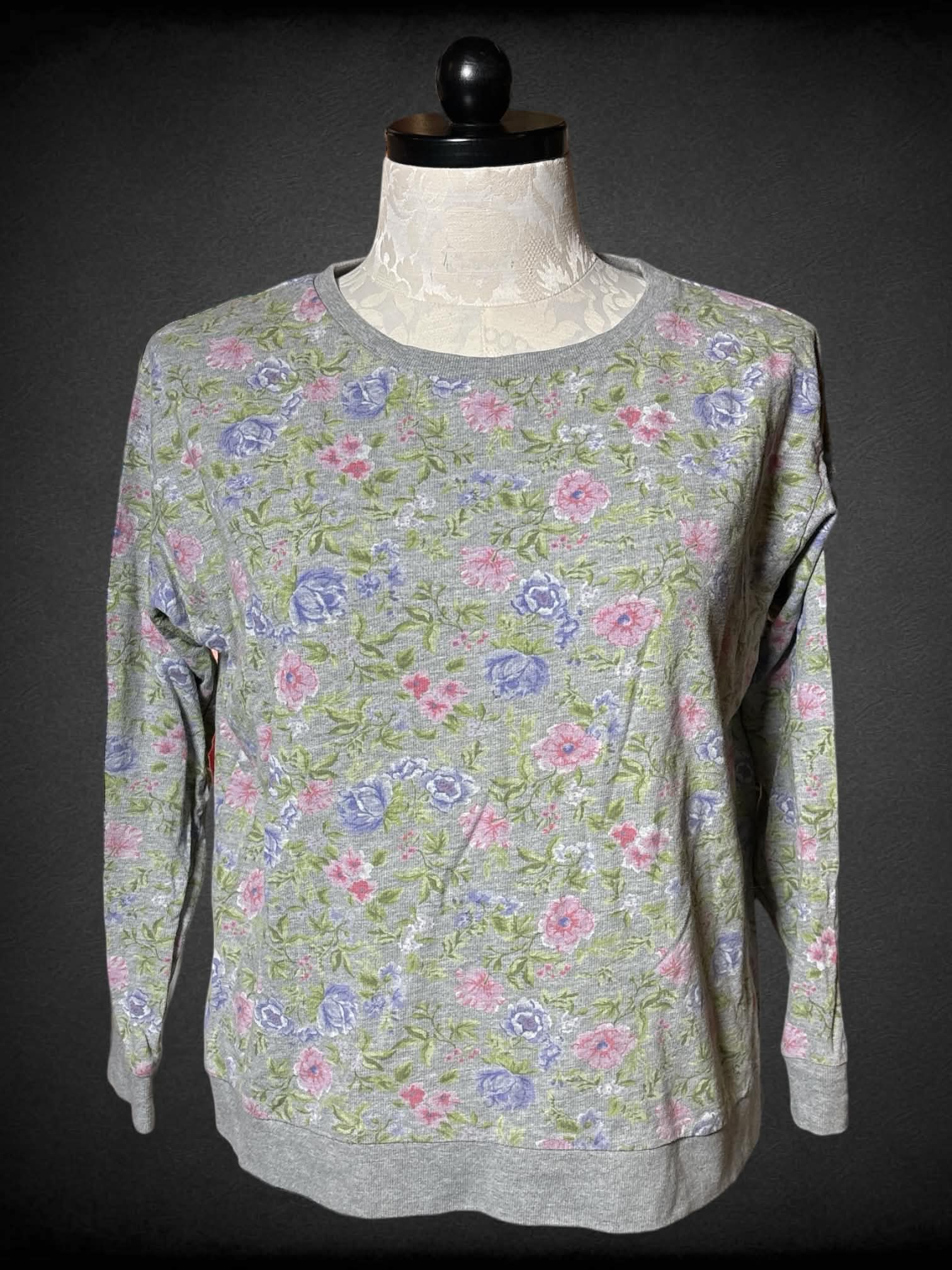 XL Divided grey long sleeve dress top with muted florals