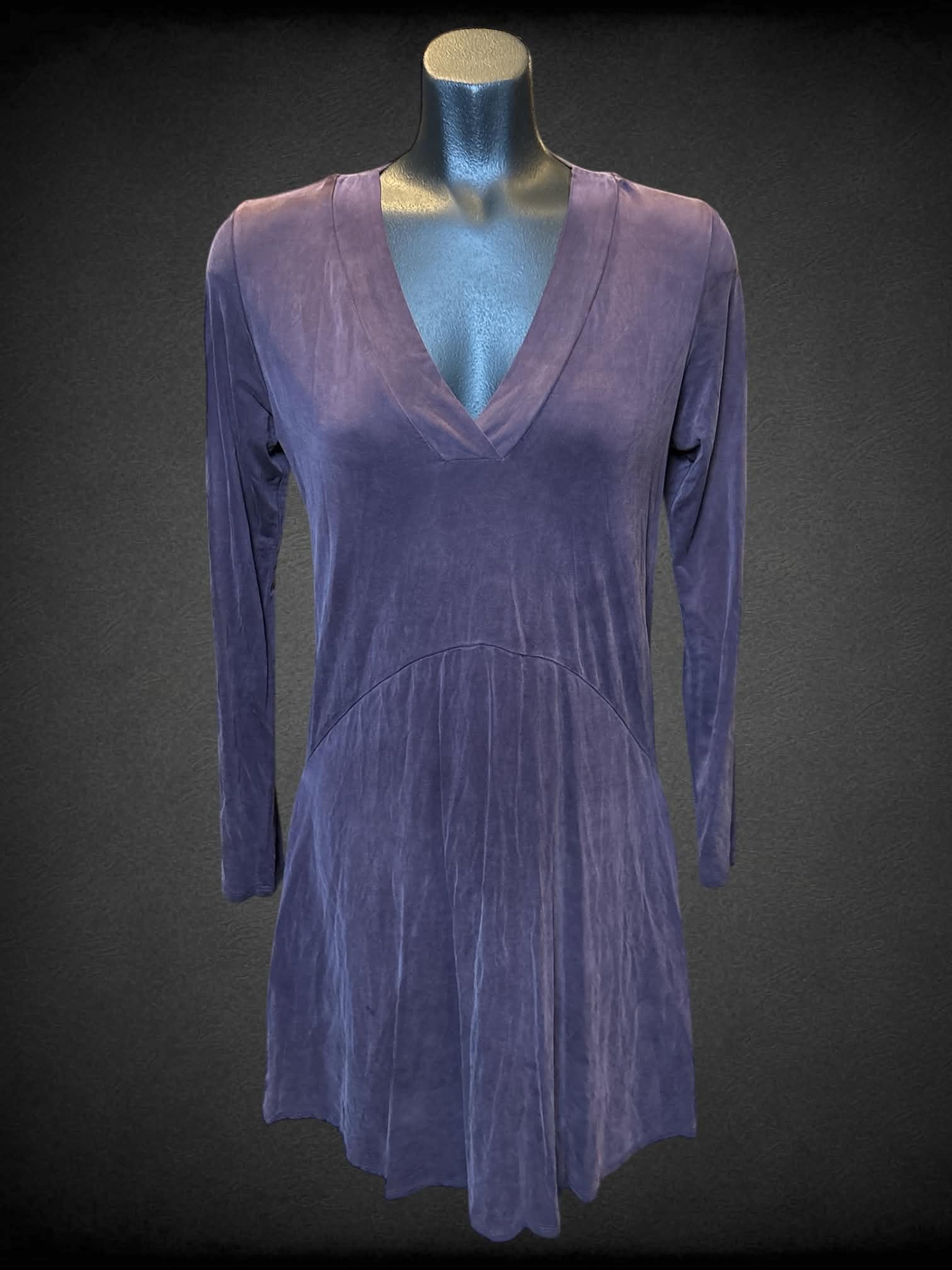 S Dolan Left Coast Collection soft purple long sleeve dress with v neck and pockets