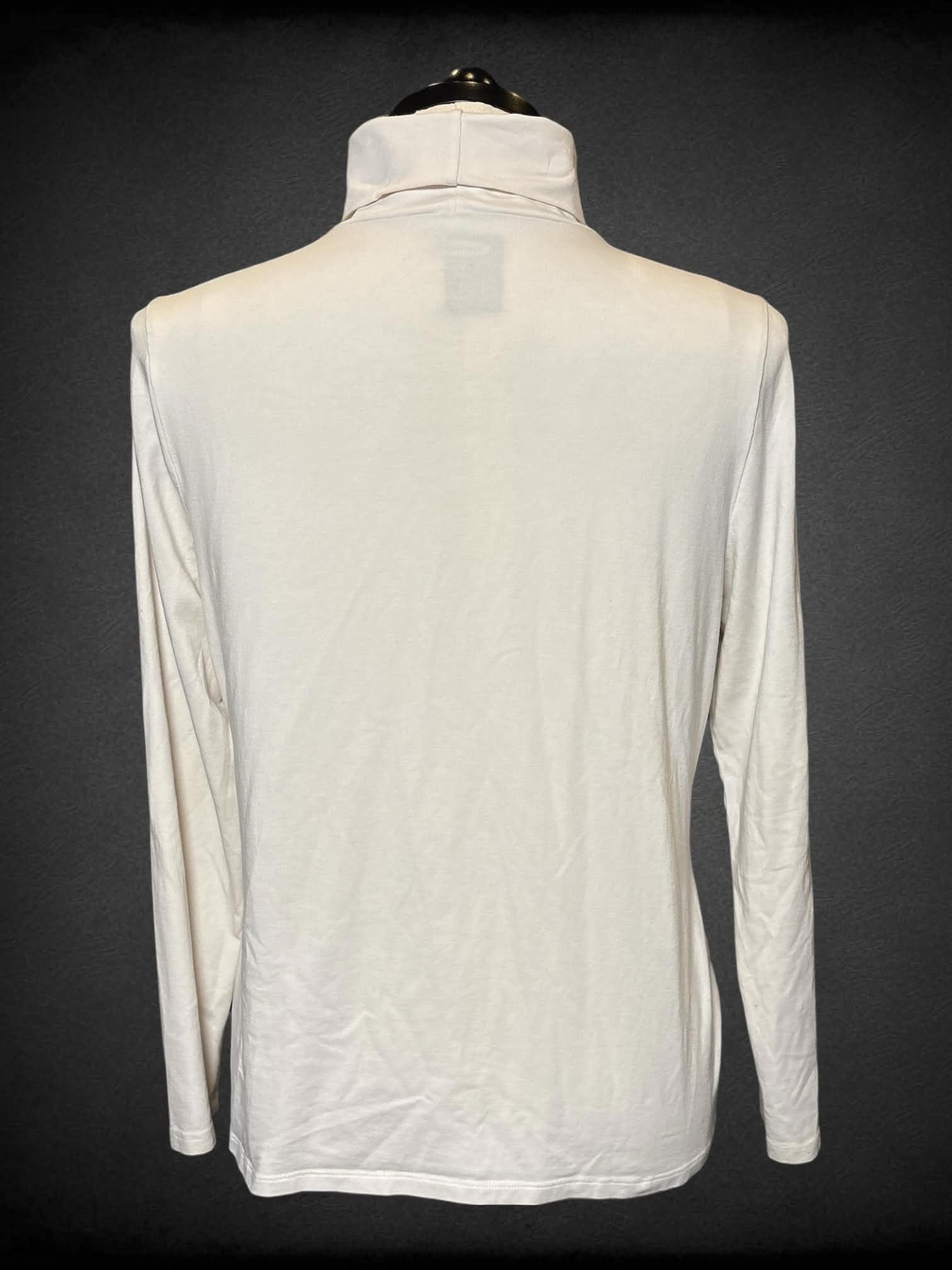 1X Old Navy off white long sleeve turtle neck top