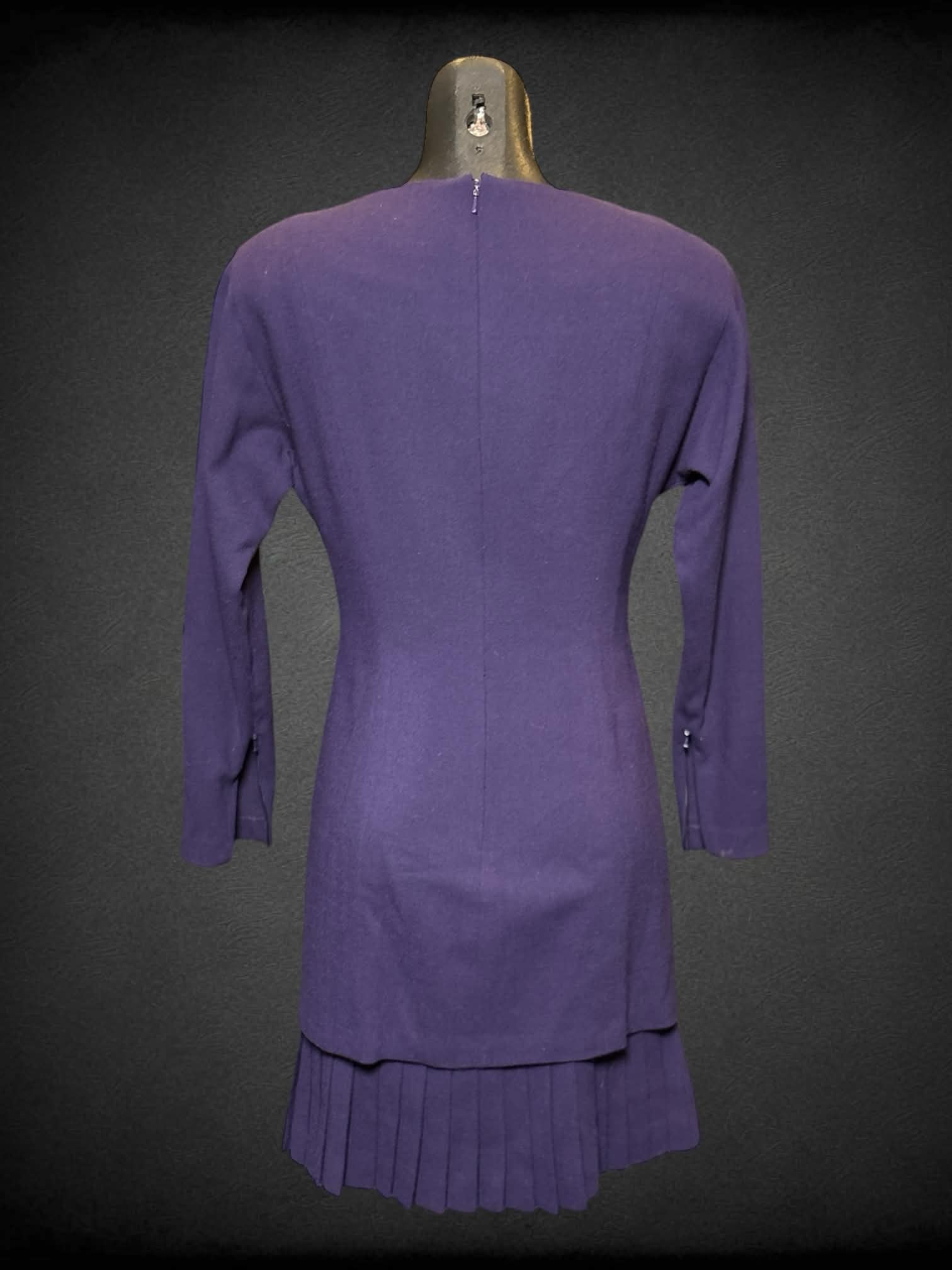 S Linda Allard & Ellen Tracy vintage purple long sleeve dress with pleated lining, zipper on back, and zippers on cuffs