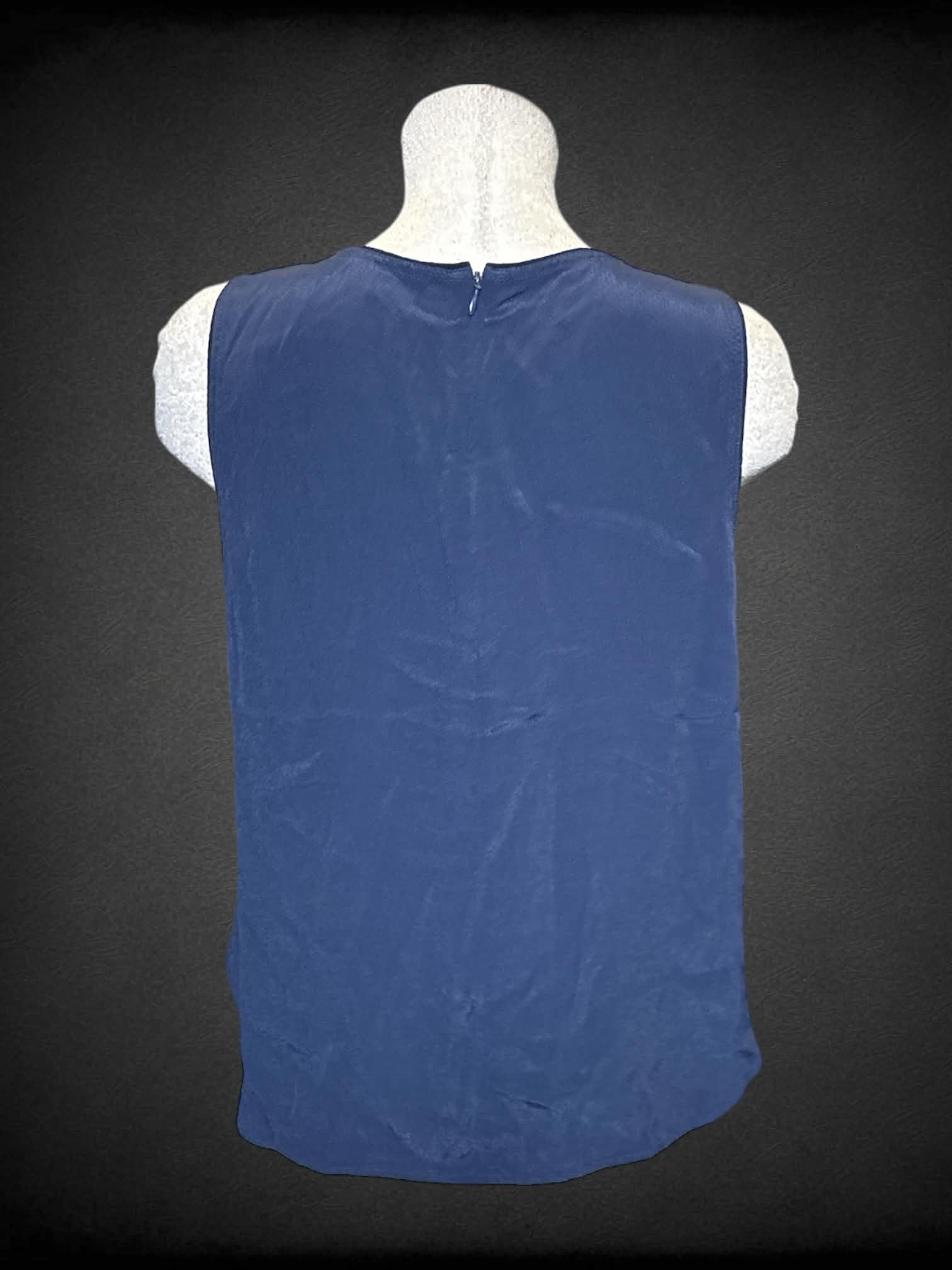 L Boden navy blue sleeveless cropped top with zipper on back