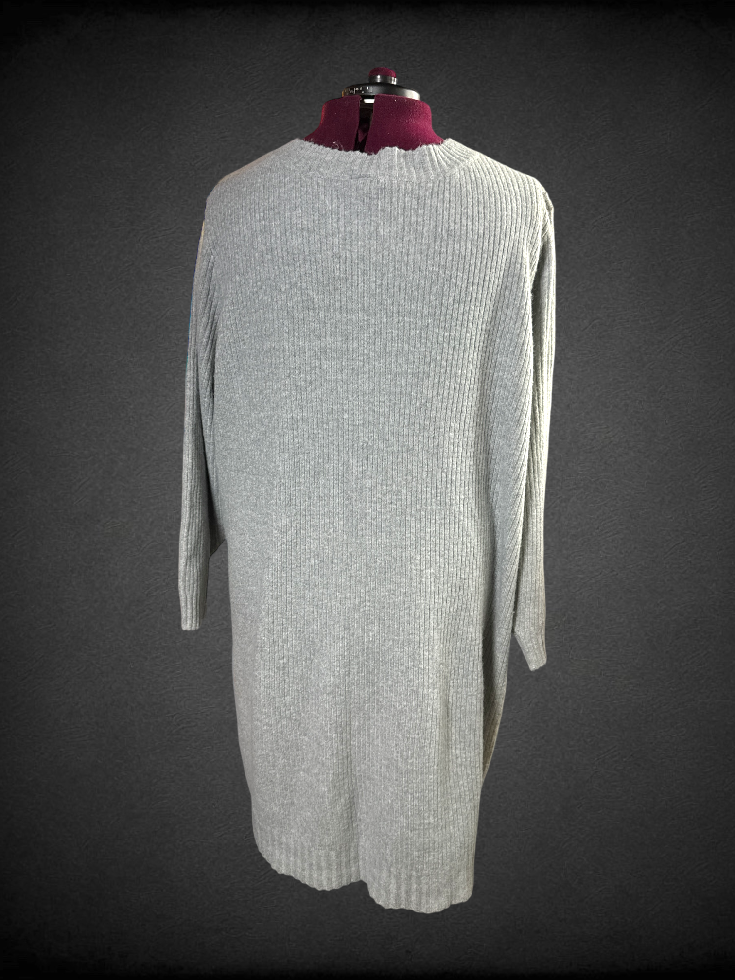 7X Torrid grey sweater dress with v neck