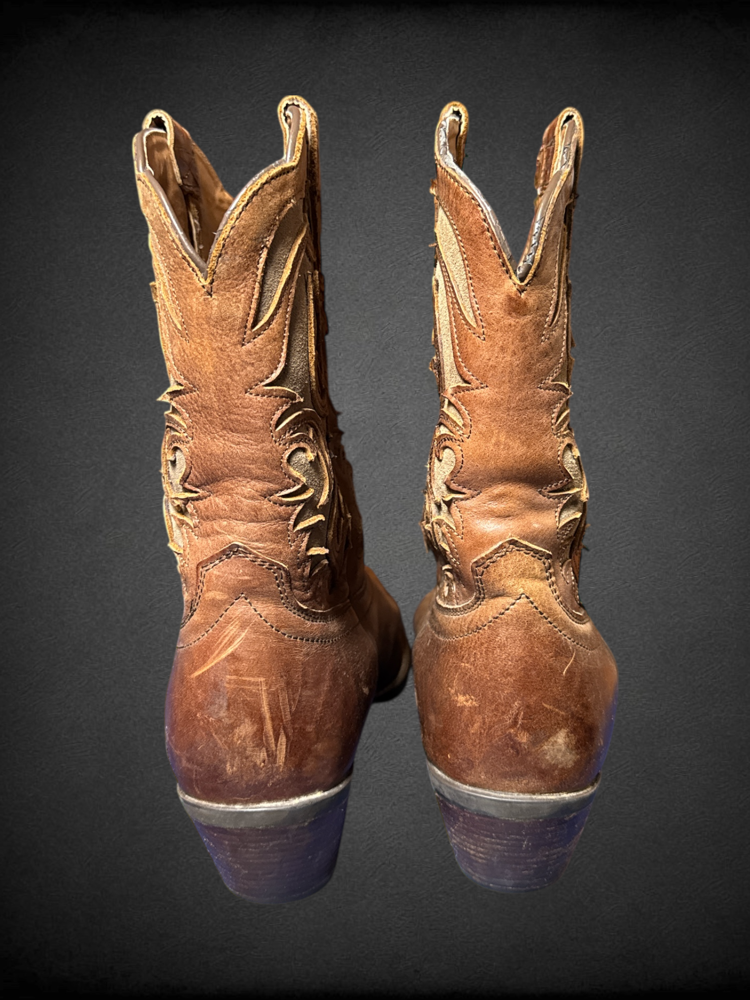 Size 8.5 Ariat Women's Round Up Bliss Western Boots with full-grain leather and intricate cutouts