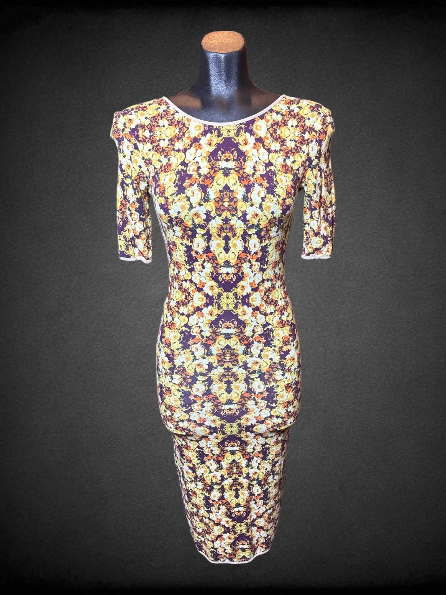 M La Vi purple half sleeve floral dress with zipper on back, and pink trim