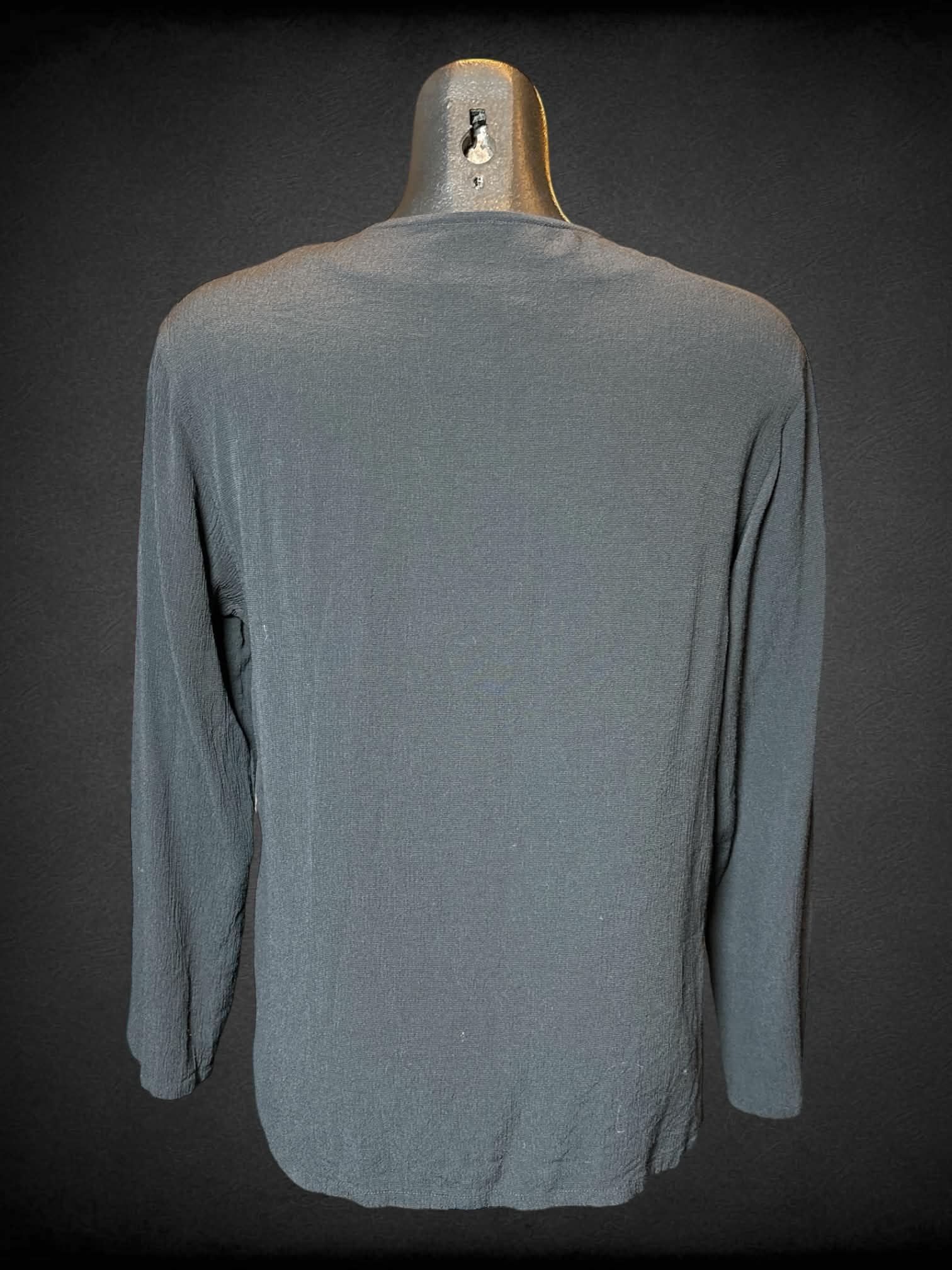 M Black long sleeve cardigan with one chest pocket