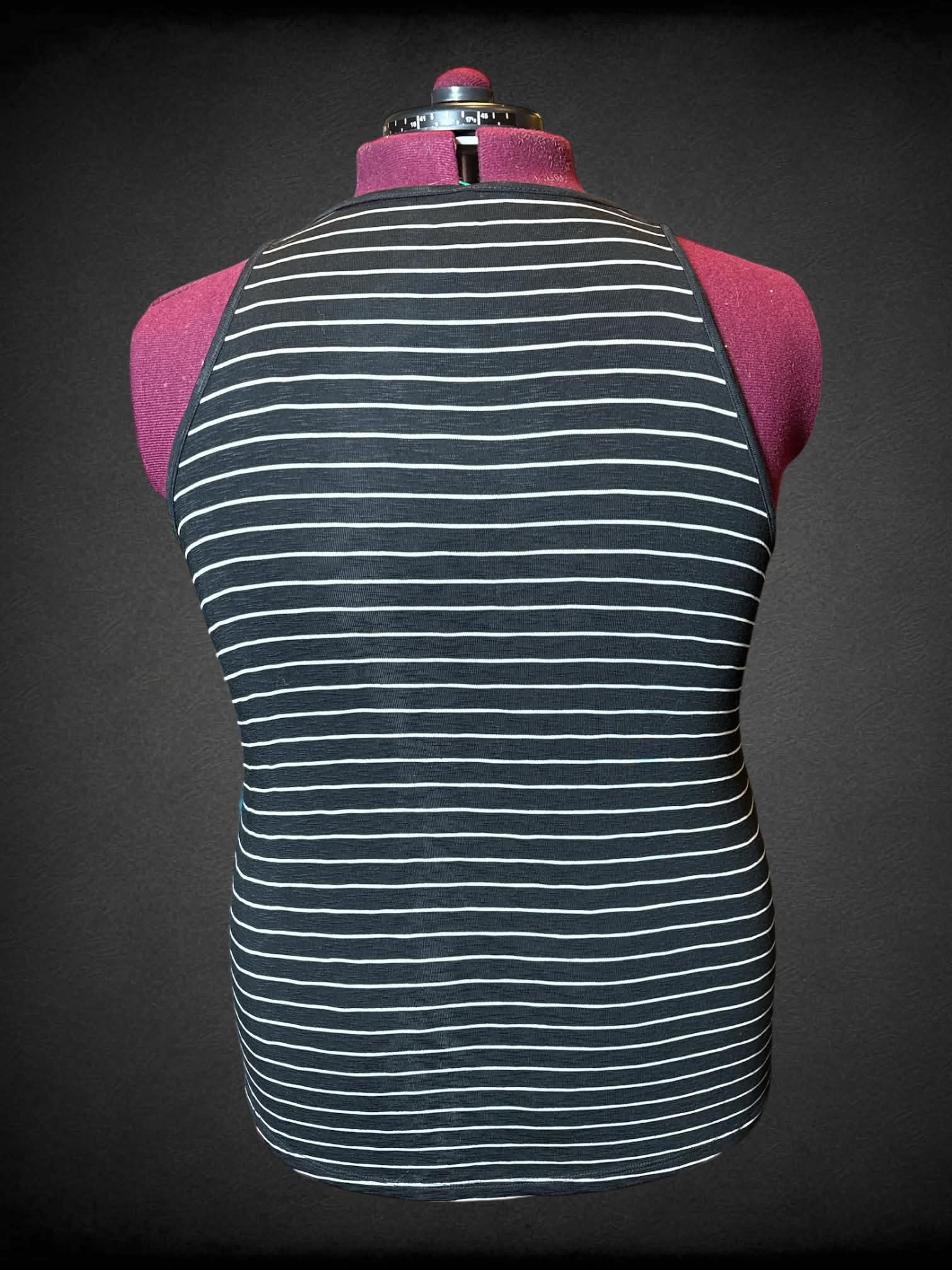 3X Old Navy black and white striped sleeveless top