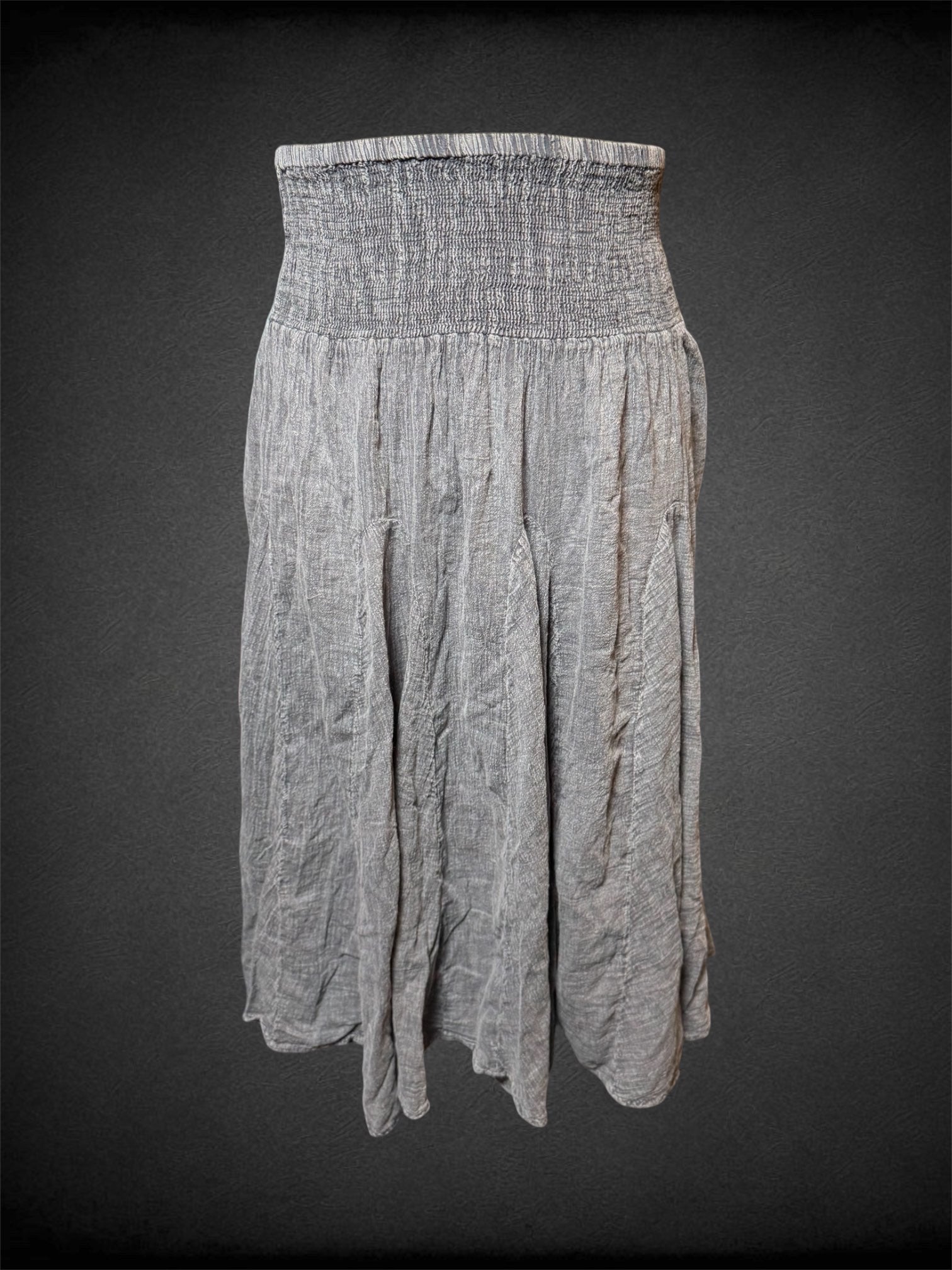 XL Grey skirt with shirred waist, and flowy bottom