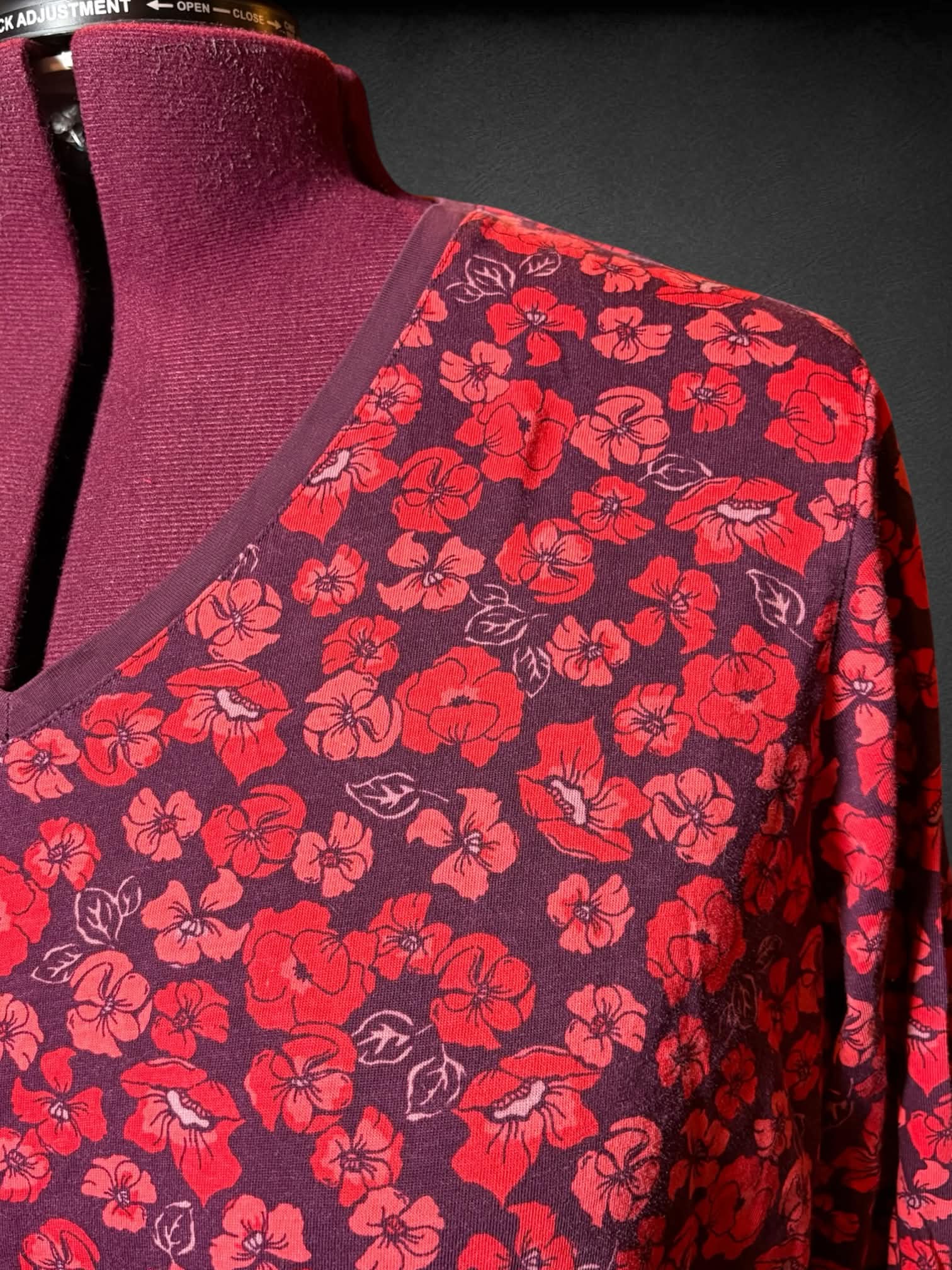 3X Lands End purple long sleeve top with red and pink floral design