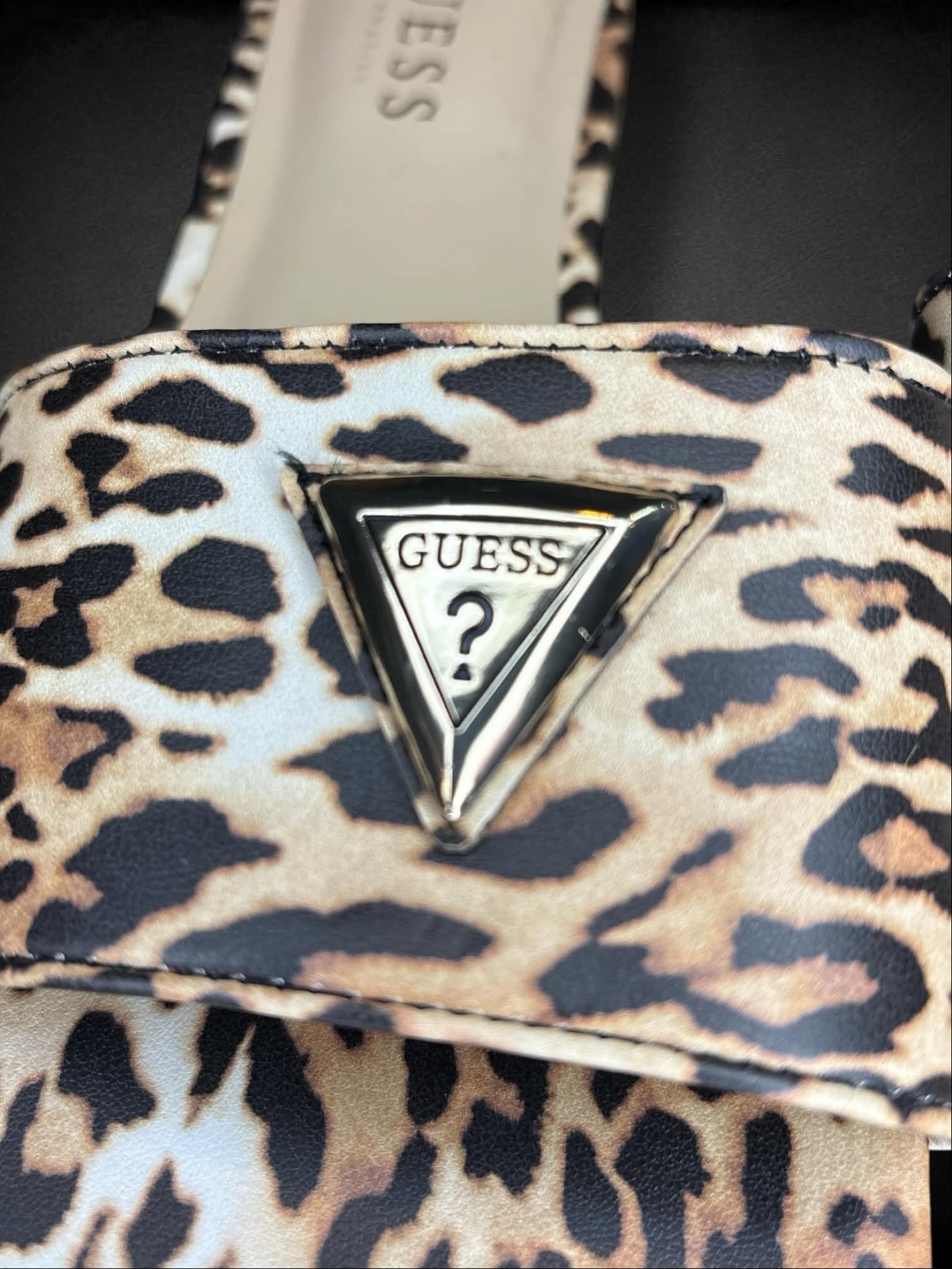 Size 7M Guess leopard print flat sandals