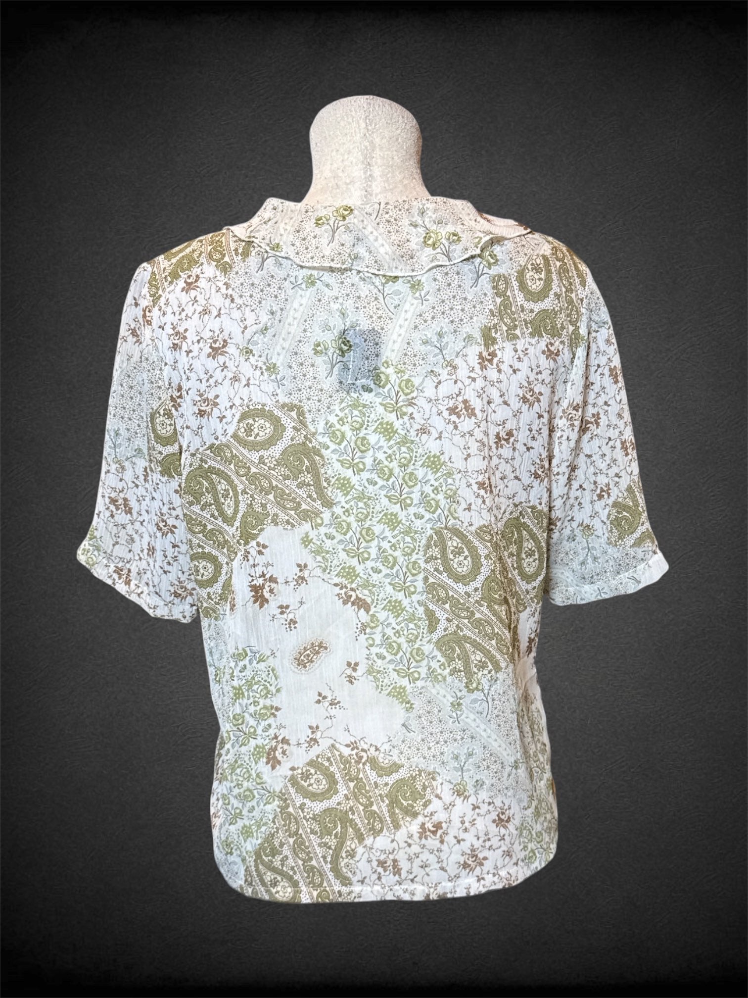 L Off white sheer short sleeve button up with green paisley design