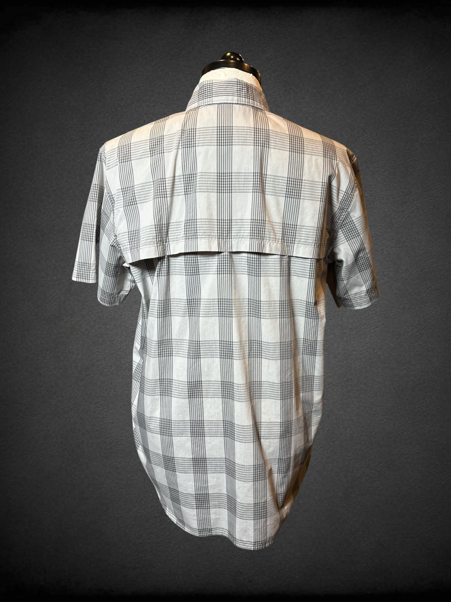 XL Carhartt Force grey plaid short sleeve button down with vent on back