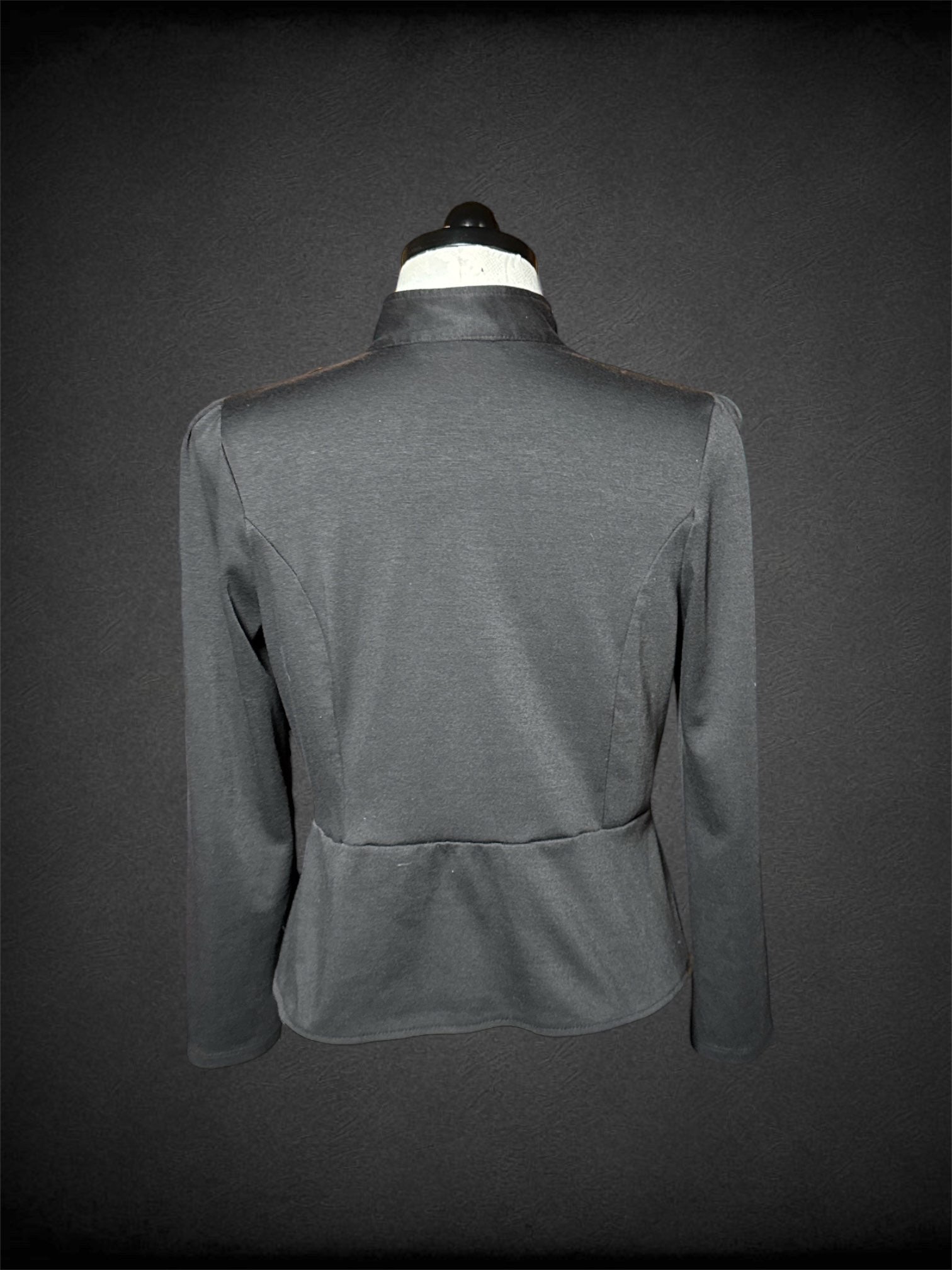 0X Fashion to figure black long sleeve sweater with small zipper on front