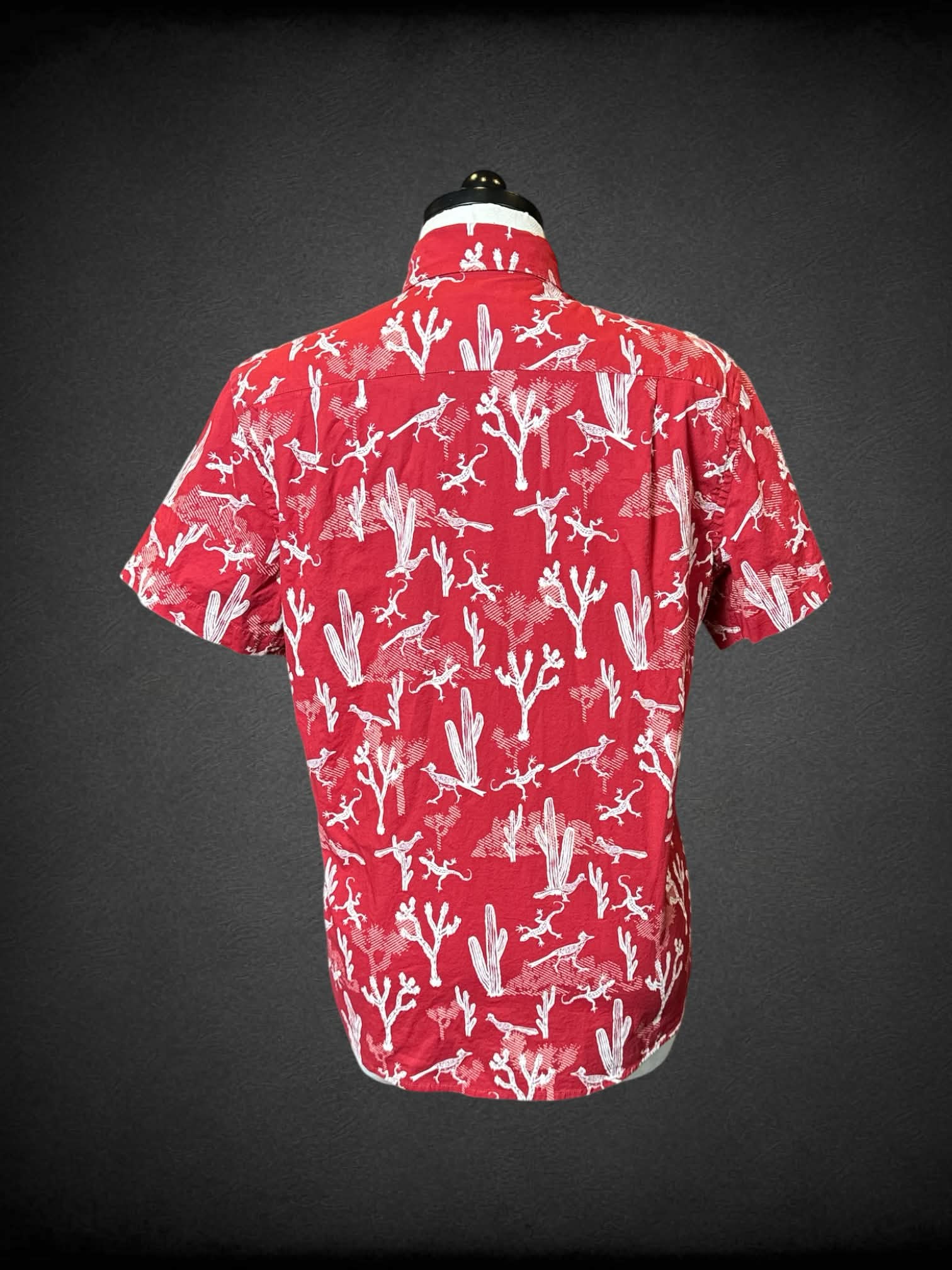 XL Sonoma red short sleeve button down with desert related prints, and pocket on front