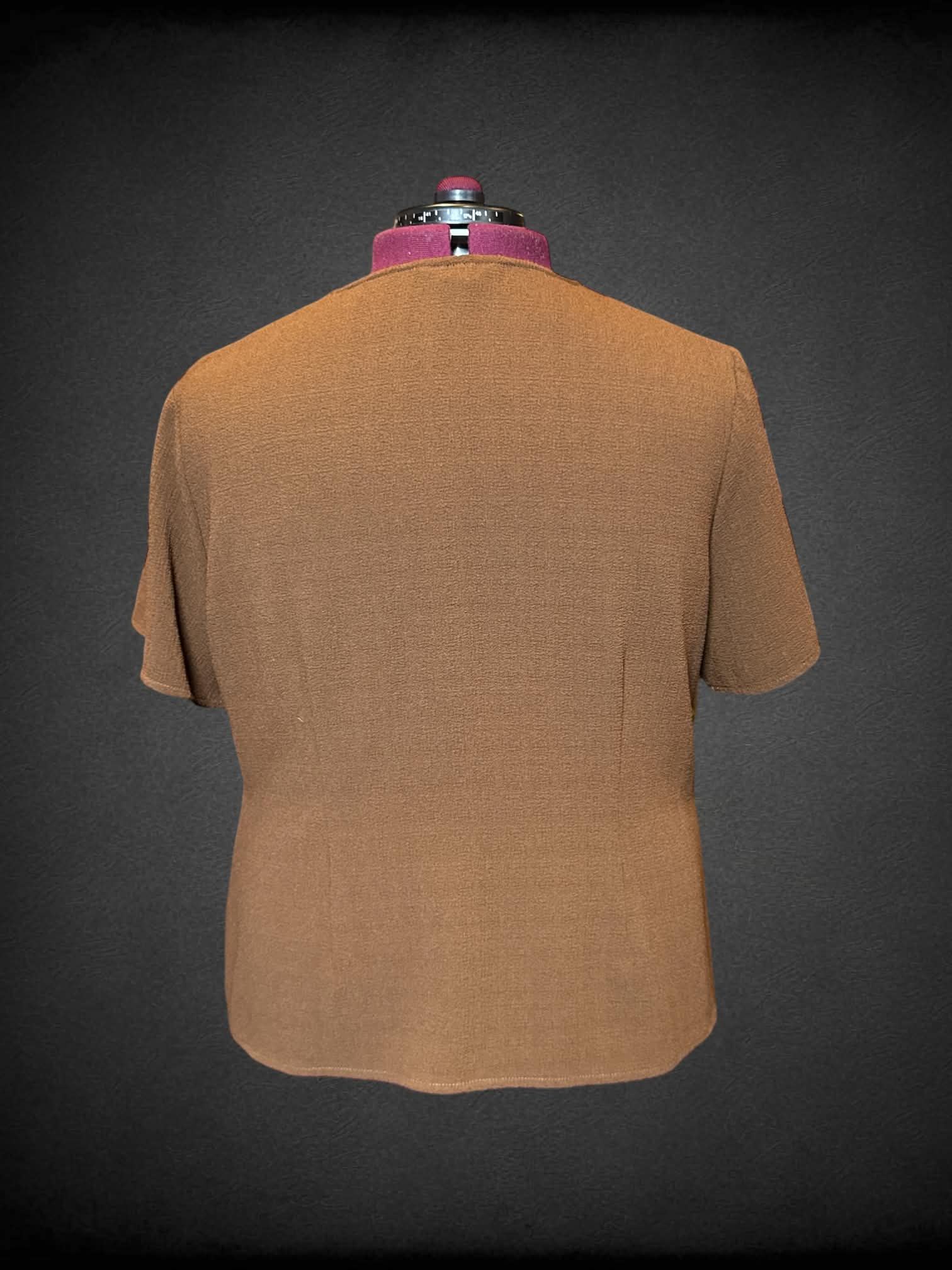 2X La Vita vintage brown textured short sleeve button up with v neck