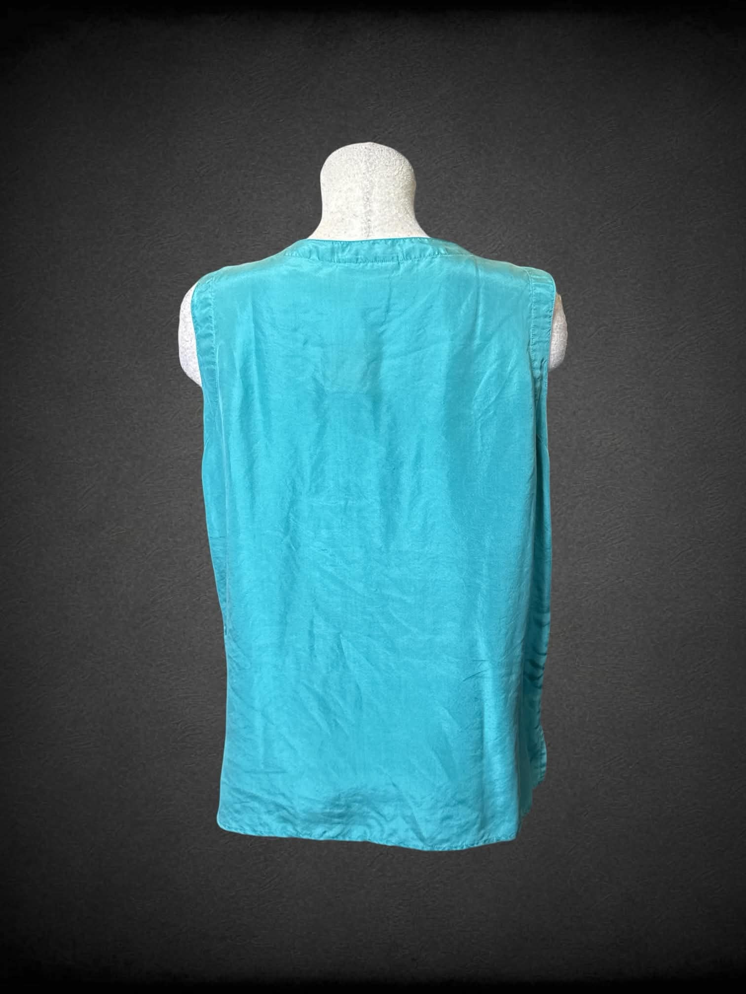 L Potomac Collection vintage blue sleeveless top