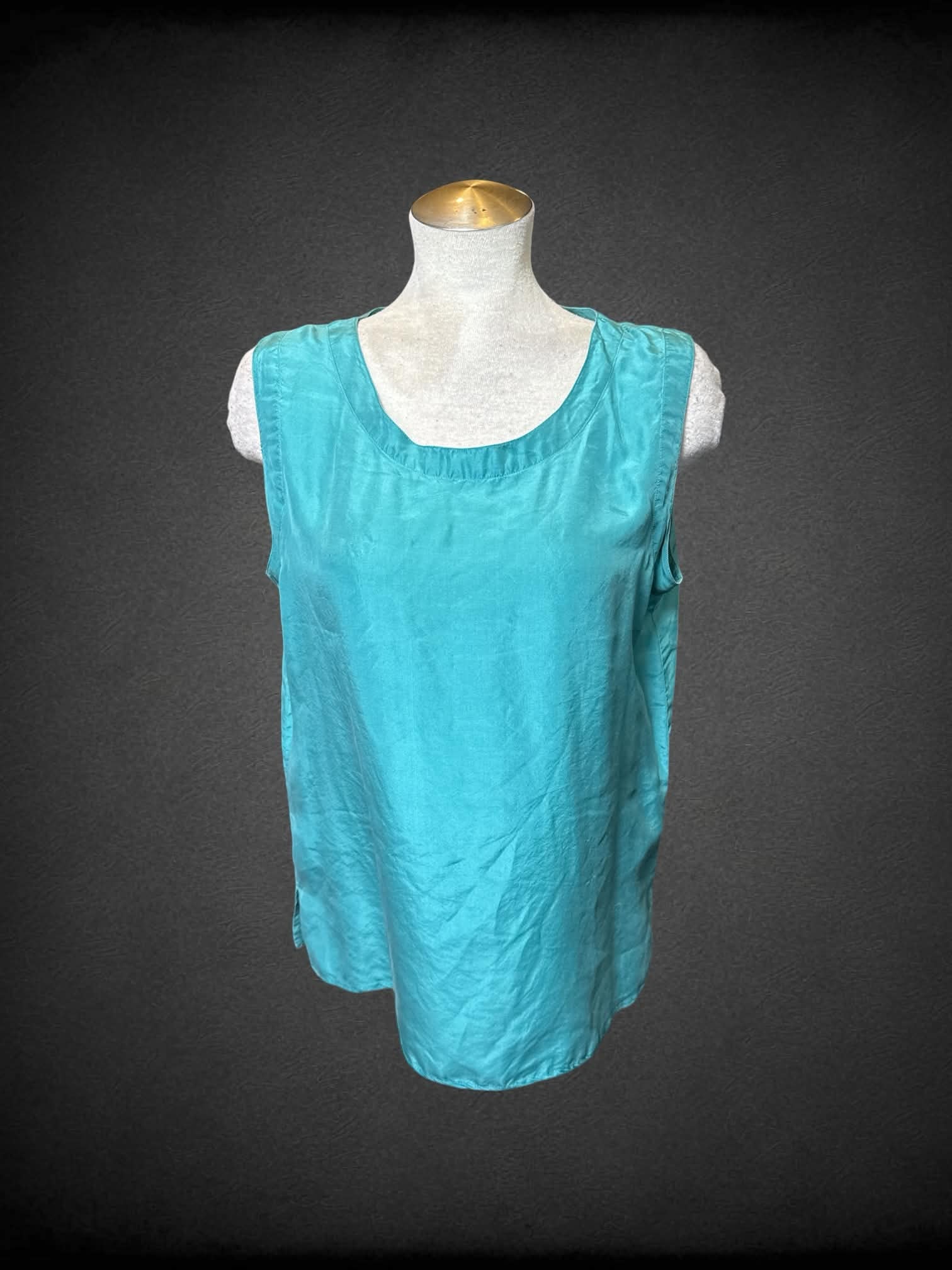 L Potomac Collection vintage blue sleeveless top