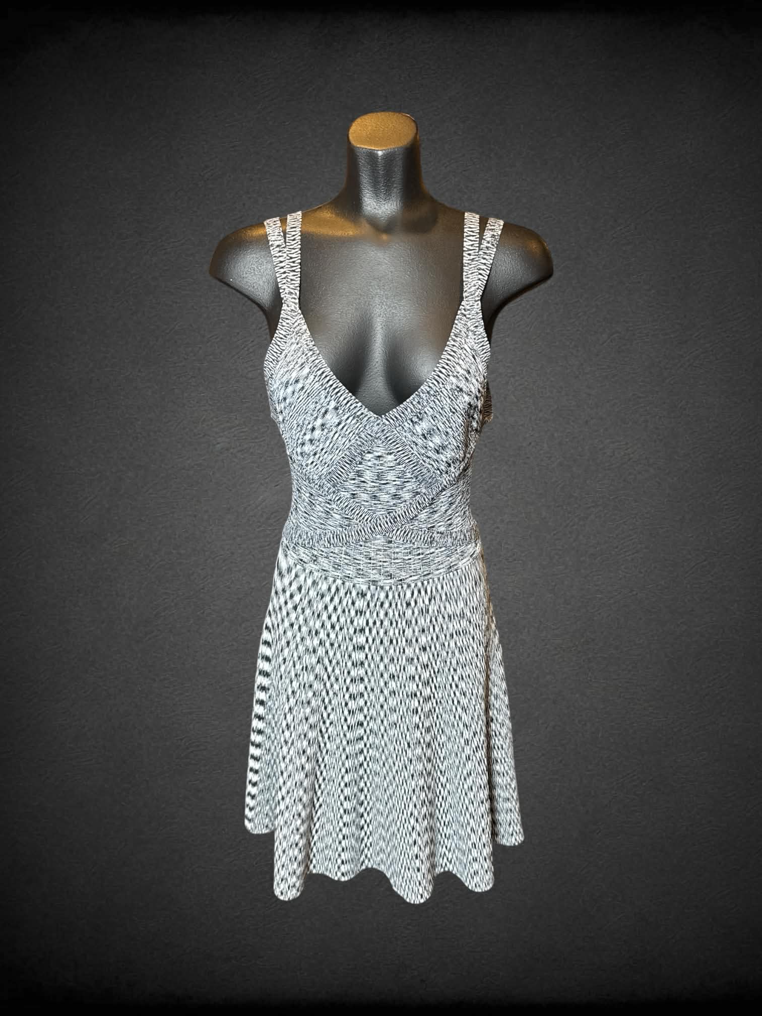 S Guess black and white knit sleeveless dress with two straps on shoulder