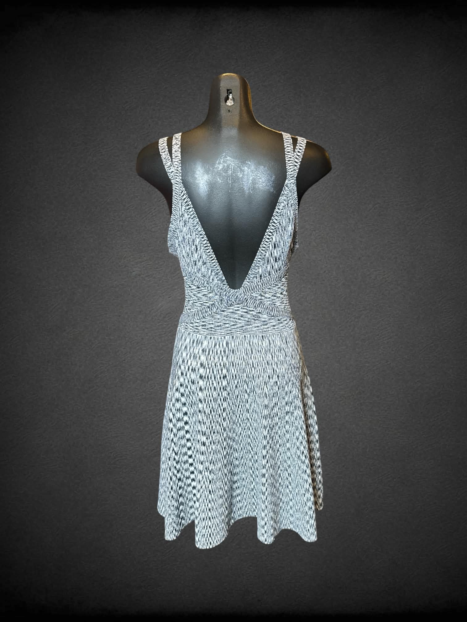 S Guess black and white knit sleeveless dress with two straps on shoulder