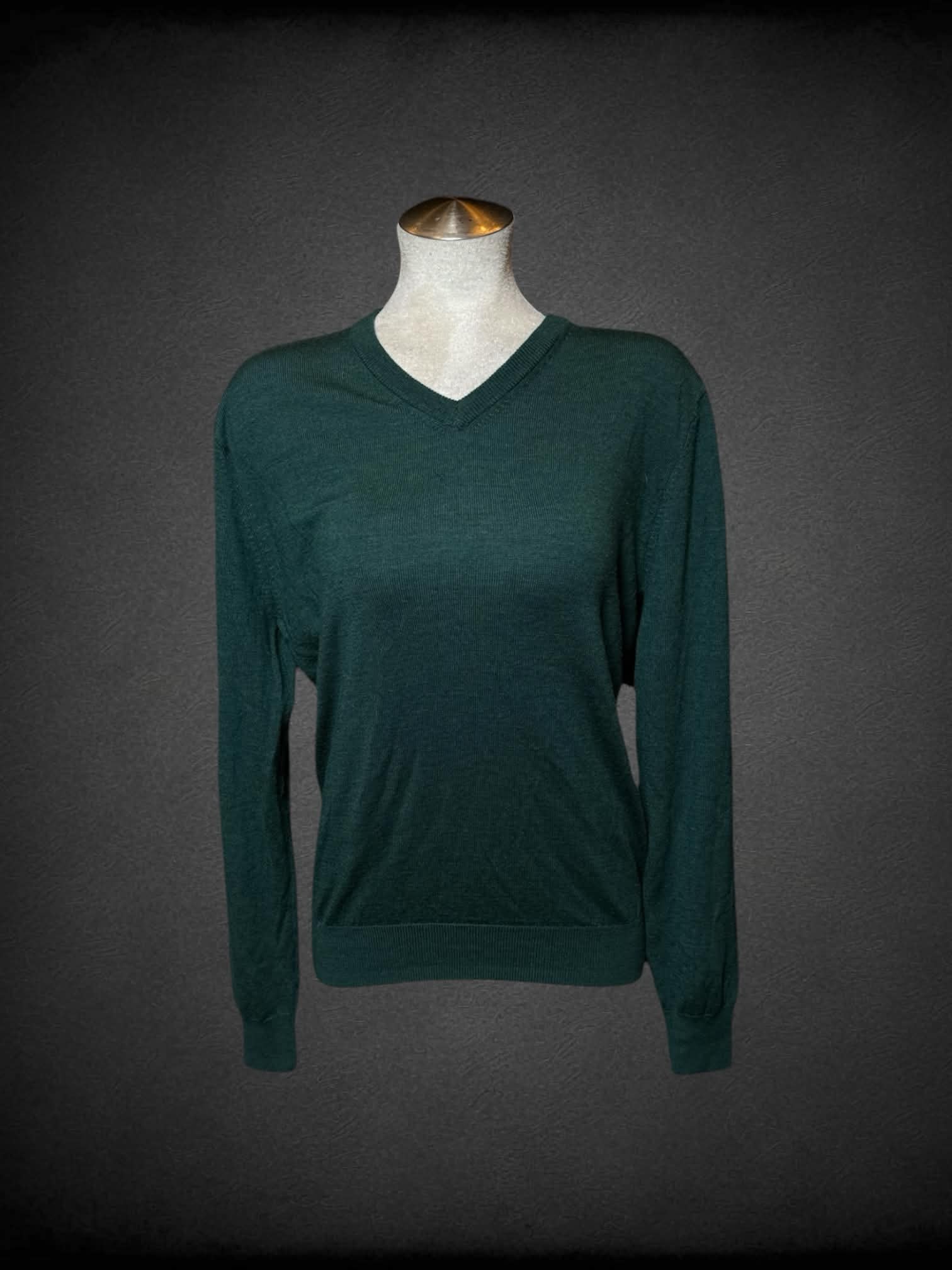 XL Jos. A. Bank forest green v neck sweater